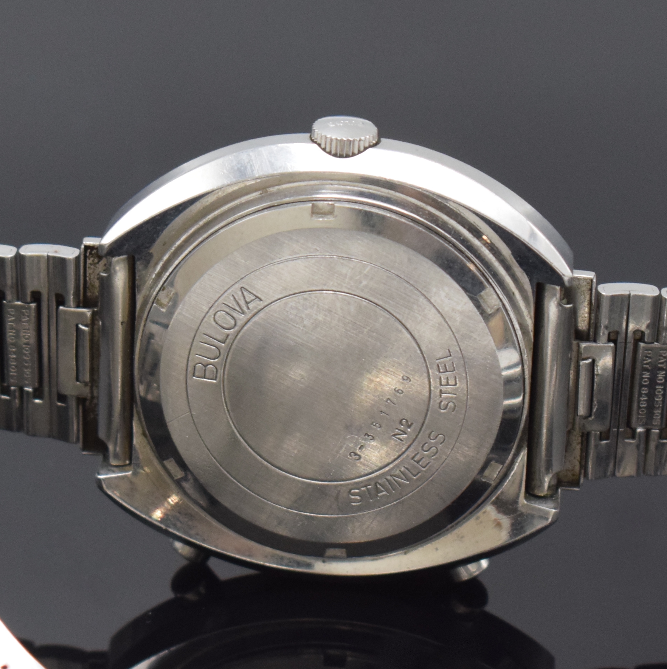 Detail c: BULOVA seltener Armbandchronograph, Automatik, Schweiz um 1972, massives Edelstahlgeh. inkl. orig. Gliederband, Boden verschr., mehrfarbiges ...