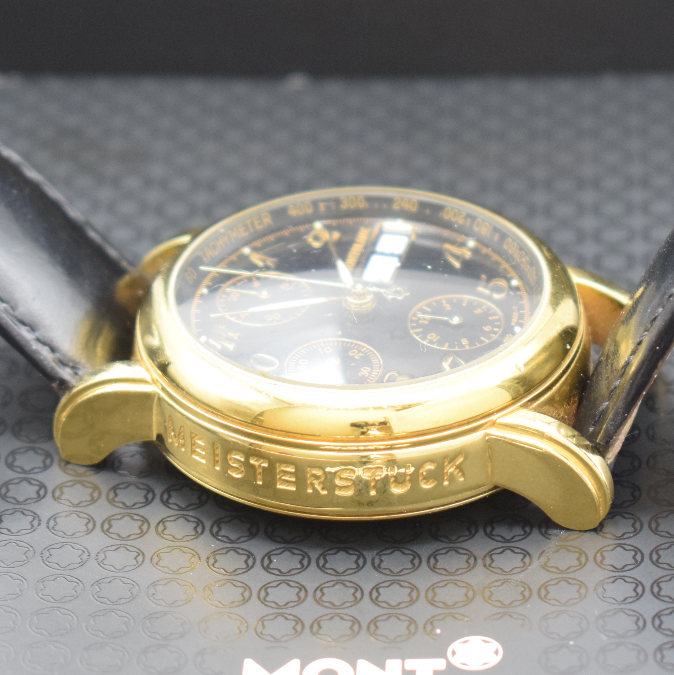Detail d: MONTBLANC Meisterstück vergoldeter Armbandchronograph, Schweiz verk. lt. Pap. 12/1997, Automatik, beids. vergl., orig. Lederband m. Dornschl., ...