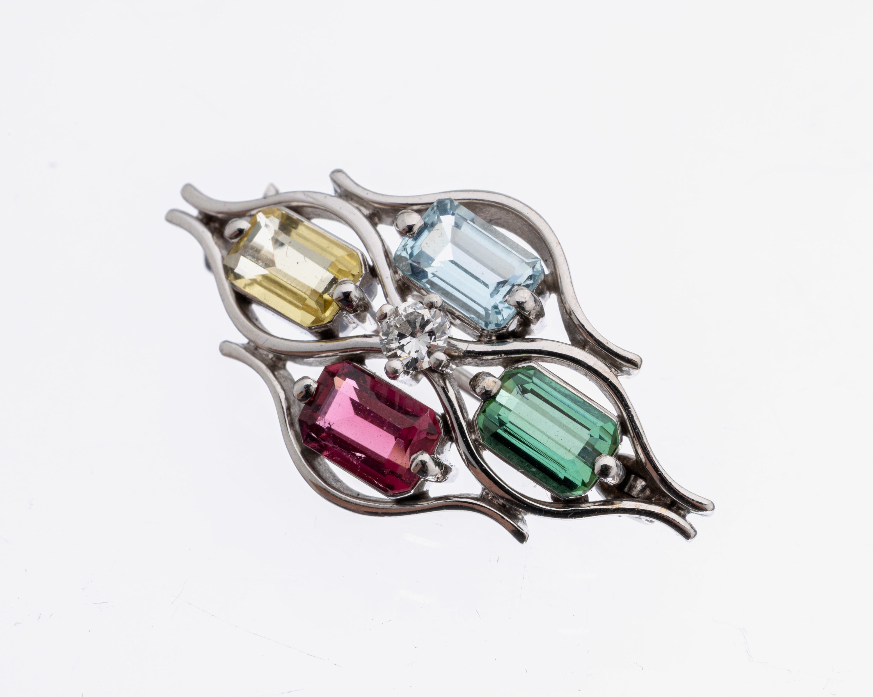 14 kt Gold Farbstein-Brillant-Brosche, WG 585/000, facett. Turmalin, Citrin, Aquamarin und Rubellit zus. ca. 3.80 ct, Brillant ca. 0.10 ct Weiß/si, ...