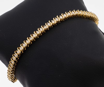 Image 14 kt Gold Brillant-Armband, GG 585/000, 62 Brillanten zus. ca. 1.24 ct Weiß/p3, ...