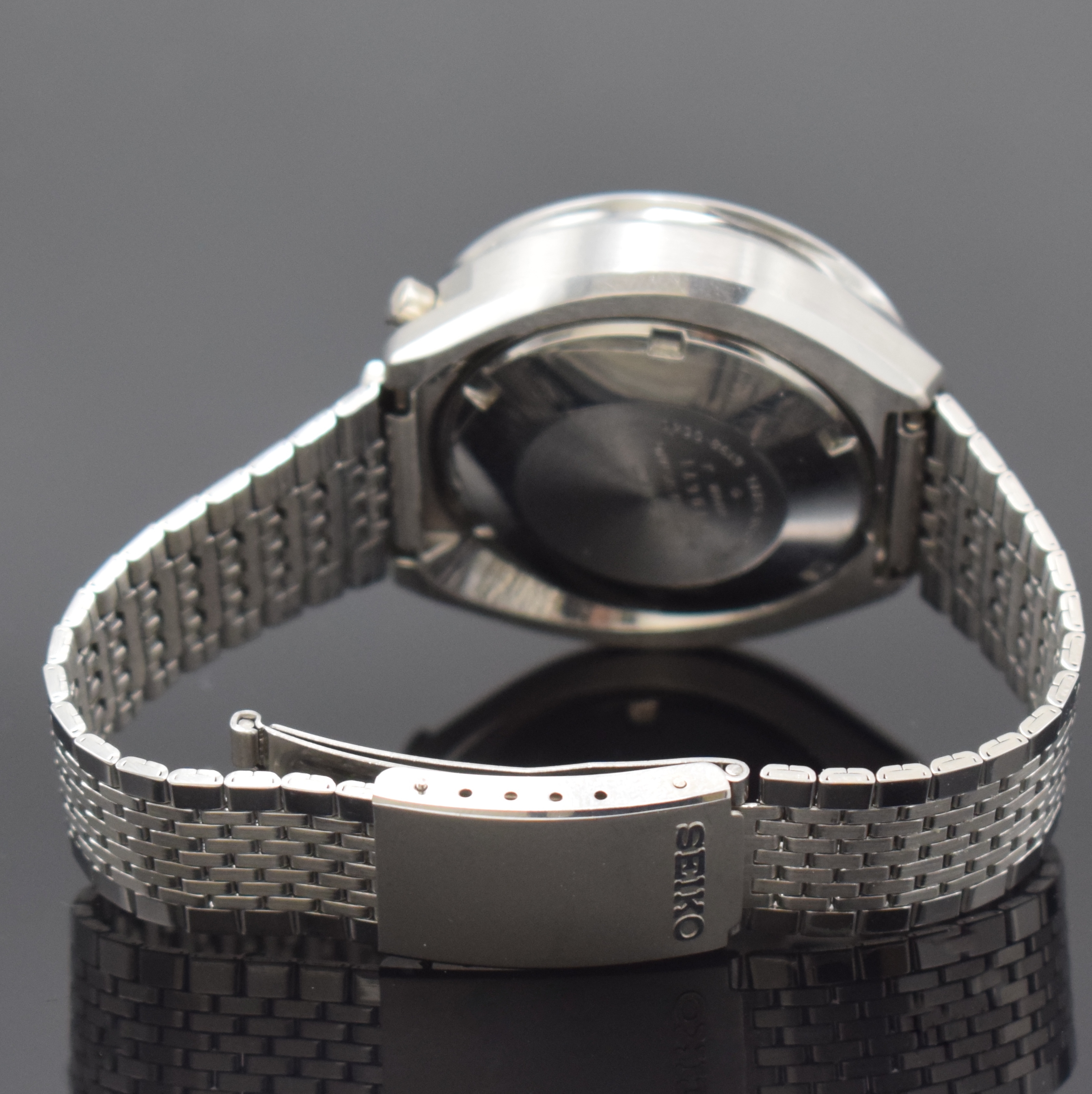 Detail c: SEIKO sogenannter Bullhead Armbandchronograph Referenz 6138-0040, Japan um 1970, Automatik, verschr. Edelstahlgeh., orig. Gliederband m. Faltschl., ...
