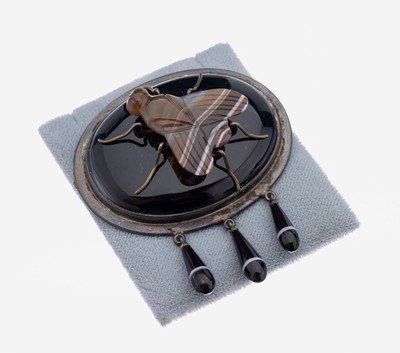 Image Achat-Brosche "Fliege", Idar-Oberstein um 1880/90, Metall versilbert, oval ...