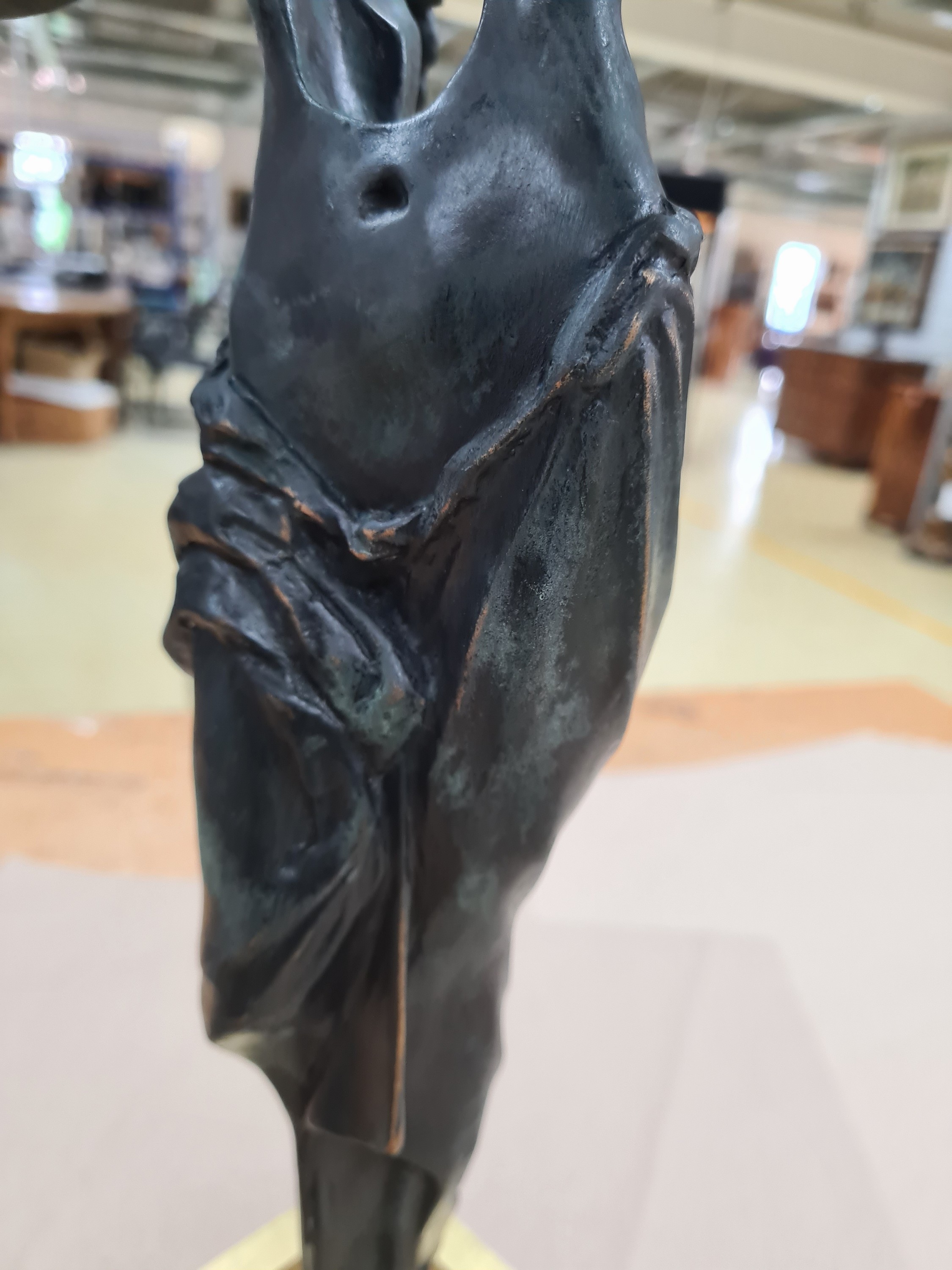 Detail d: Salvador Dali (1904-1989), Surrealistischer Engel (1984), Bronze, Ed. 902/1500, Edition Rom y Rom (Meisterwerke des 20.Jh., Rudolf Rom), ...