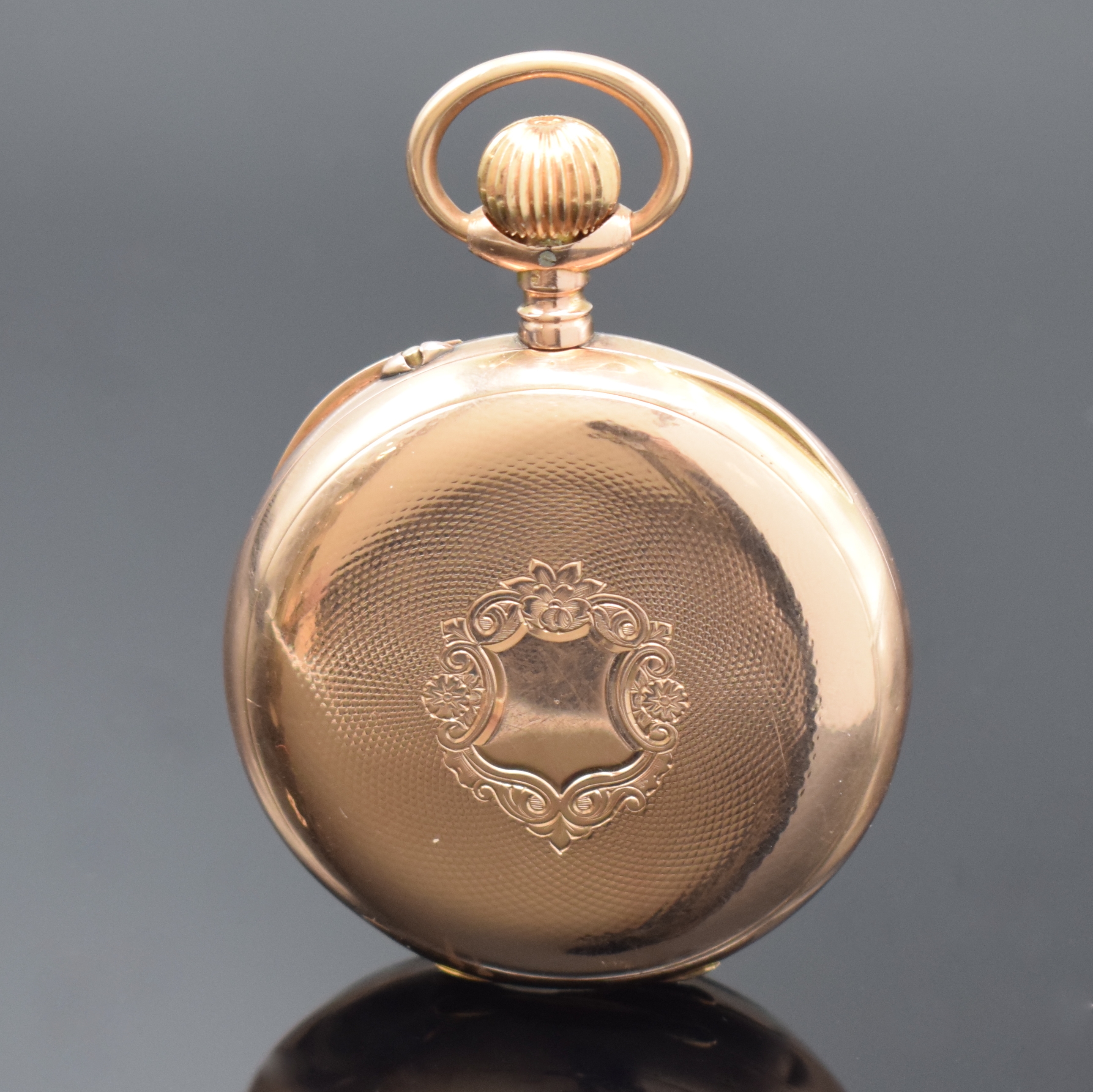 Detail a: A. EPPNER & Co, Silberberg seltene Taschenuhr in RG 585/000, um 1890, guill. Geh. dell., Goldcuvette, Krone später, 2-tlg. Email- zifferbl., kl. ...