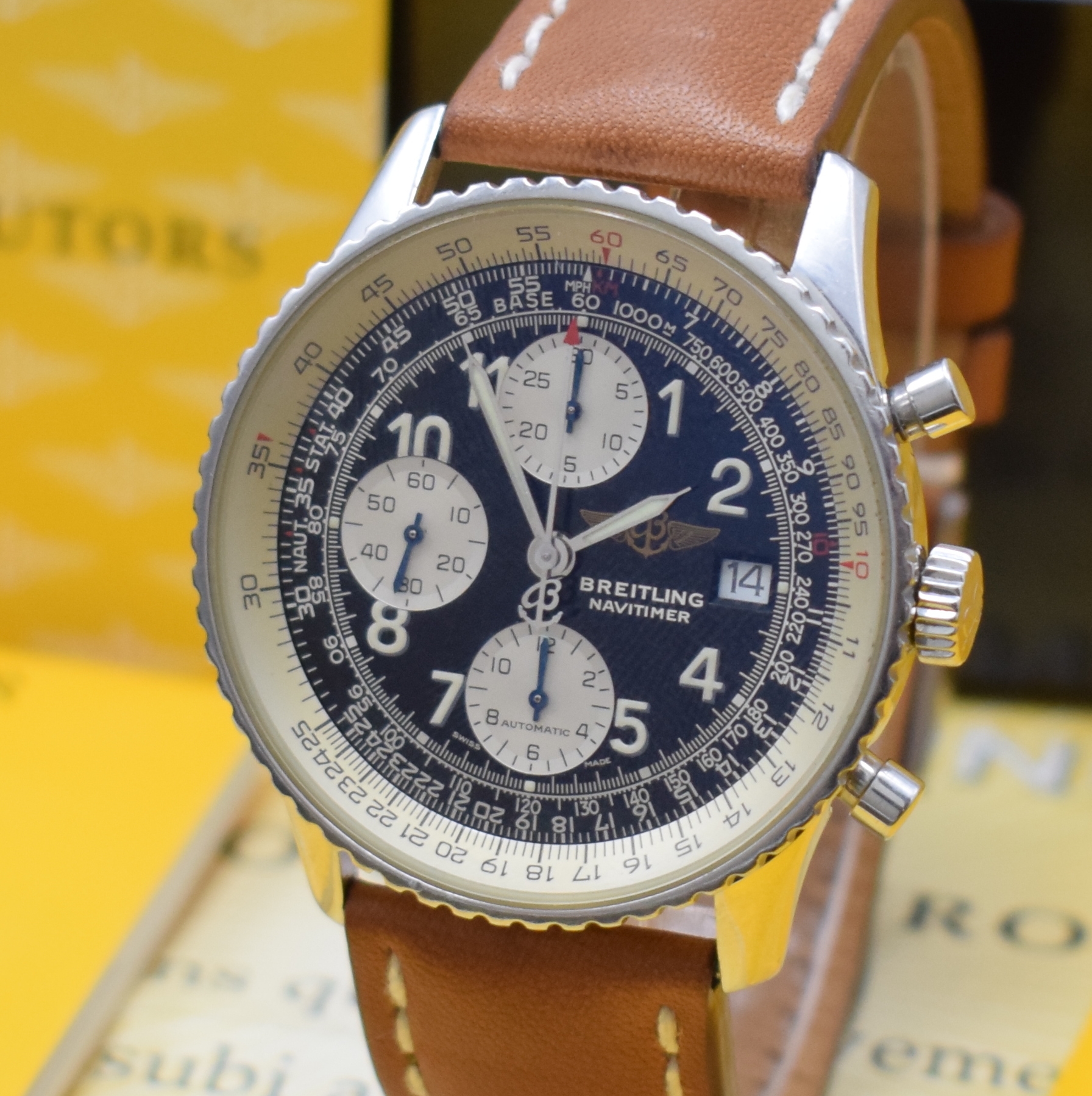 Detail a: BREITLING Armbandchronograph Old Navitimer Referenz A13322, Automatik, Chronometer in Edelstahl inkl. orig. Lederband m. orig. Dornschl., Boden ...
