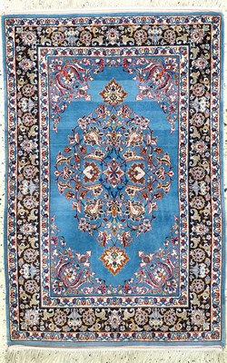Image Esfahan fein, Persien, Mitte 20.Jhd, Korkwolle mit und auf Seide, ca. 114 x 76 cm, EHZ: ...