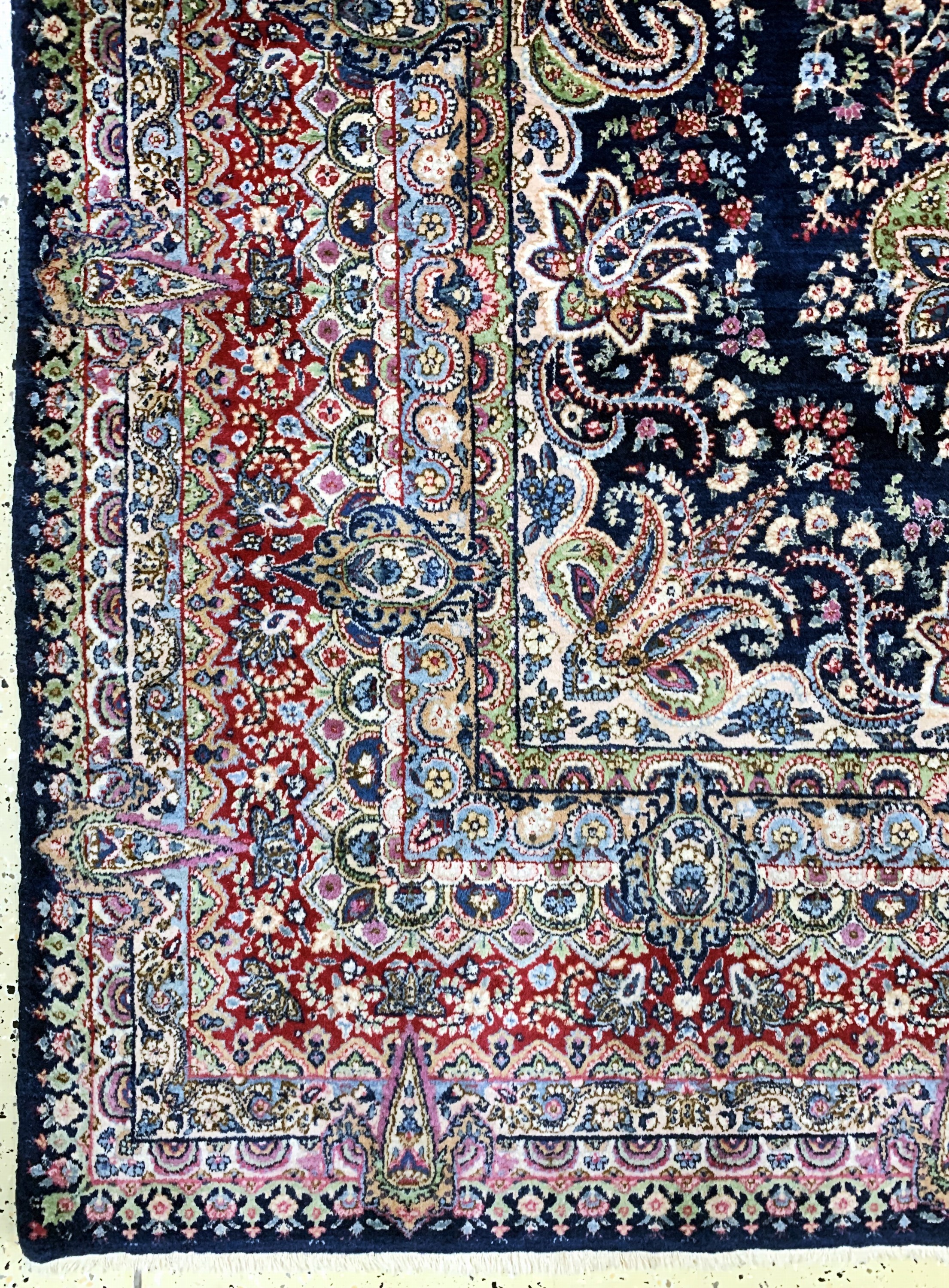Detail b: Kerman"Lawar" fein alt, Persien, Anfang 20.Jhd, Wolle auf Baumwolle, ca. 350 x 300 cm,Reinigungsbedürftig, EHZ: 2