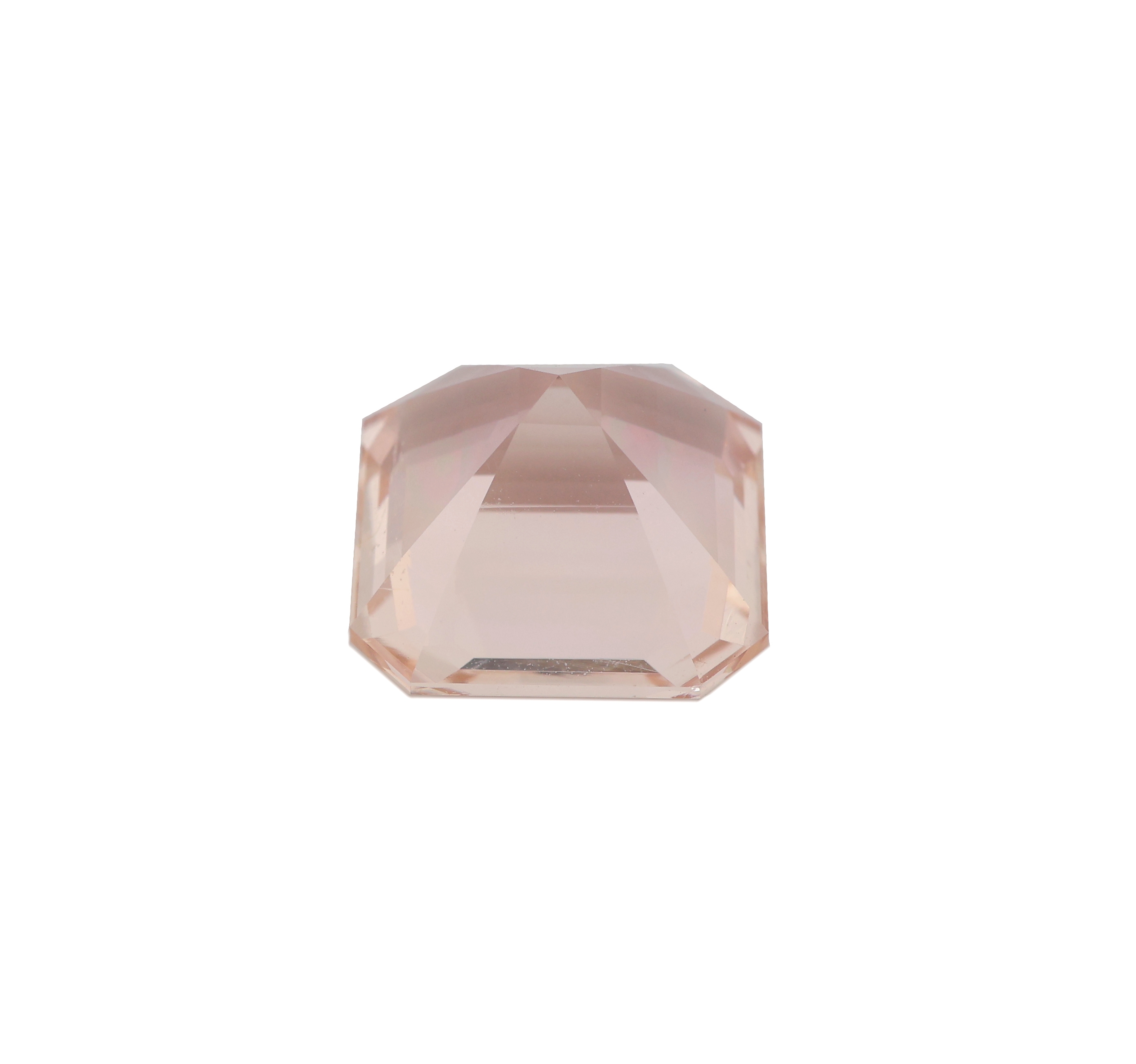 Detail b: Loser Turmalin, ca. 5.89 ct, oktogonaler Treppenschliff, ca. 10 x 10 x 7.8 mm