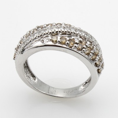 Image Ring mit Brillanten, WG 585/000, 26 Brill. zus. ca. 1.30 ct Braun/vs-si, 18 Brill. zus. ...