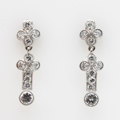 Image Paar Ohrstecker mit Brillanten, WG 750/000, 22 Brill. zus. ca. 1.20 ct Weiß/si ...