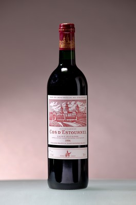 Image 26929418 - 1 Flasche 1996 Chateau Cos d'Estournel, Saint-Estephe, Grand Cru Classe, ca. 750ml, ...