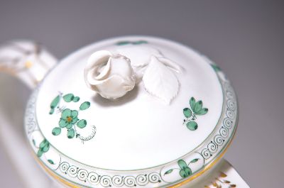 26929465a - Kaffeeservice indisch grün, Meissen, 20.Jh., 2. Wahl, Porzellan, Goldstaffage, 6 ...