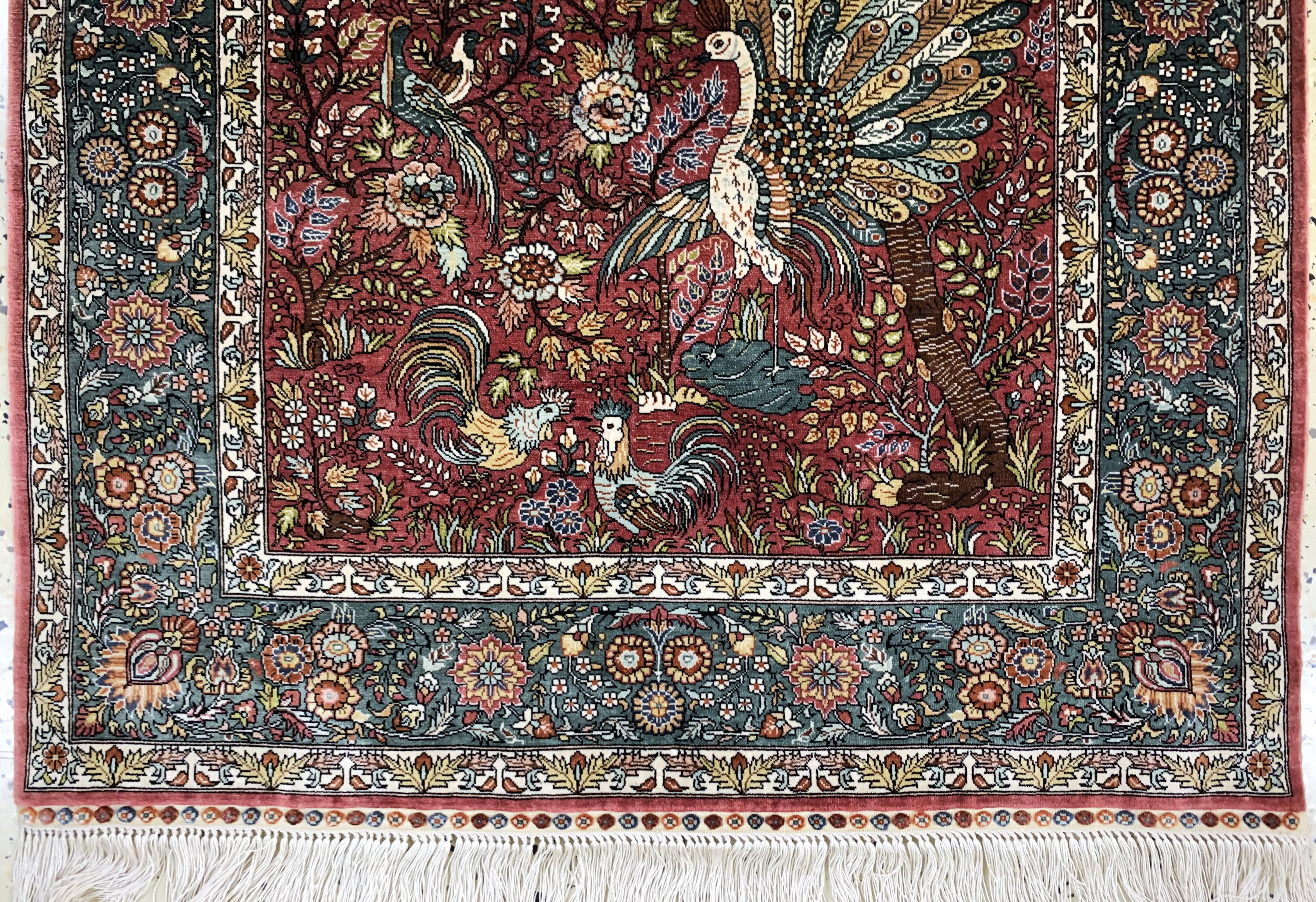 Detail c: Hereke Seide fein, China, Ende 20.Jhd., reine Naturseide, ca. 120 x 78 cm, ca. 1,0 Mio. Kn/qm, EHZ: 1-2