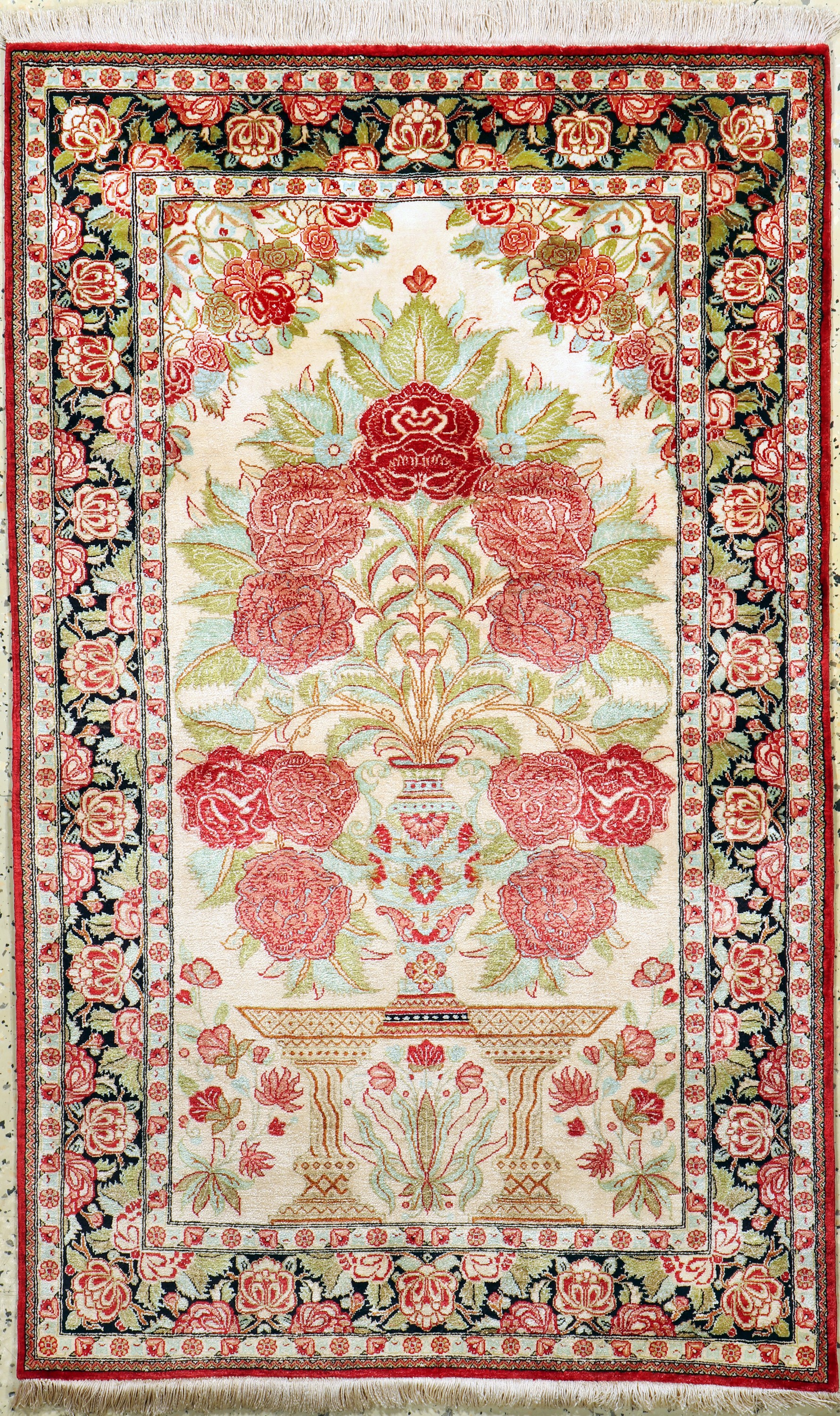 Ghom Seide fein, Persien, Ende 20.Jhd., reine Naturseide, ca. 132 x 82 cm, EHZ: 1-2