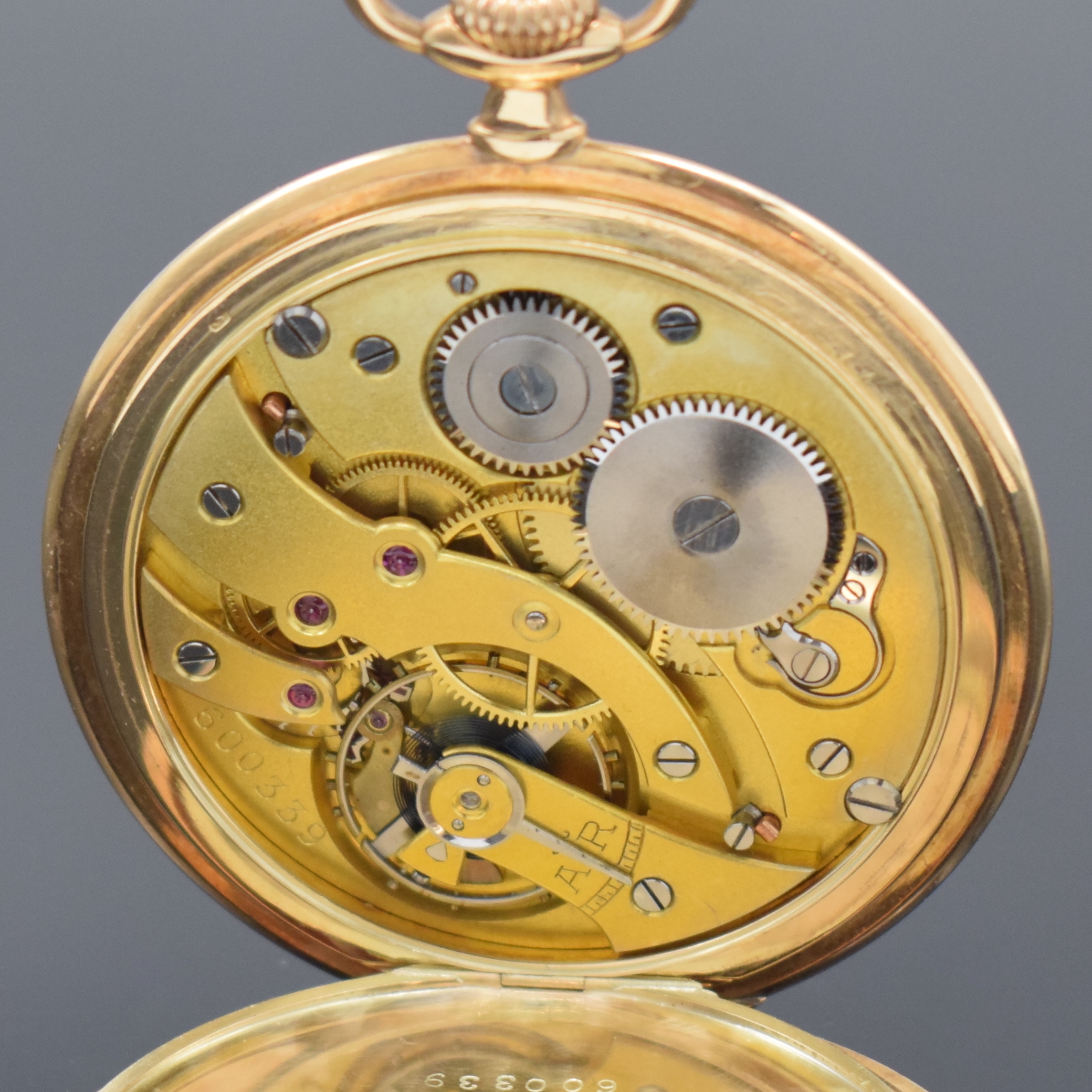 Detail e: ALPINA Savonette in RoseG 585/000, Schweiz um 1915, glattes 3-Deckel Goldgeh. l. dell., champagnerfarb. Zifferbl. m. arab. Zahlen, gebl. Zeiger, kl. ...