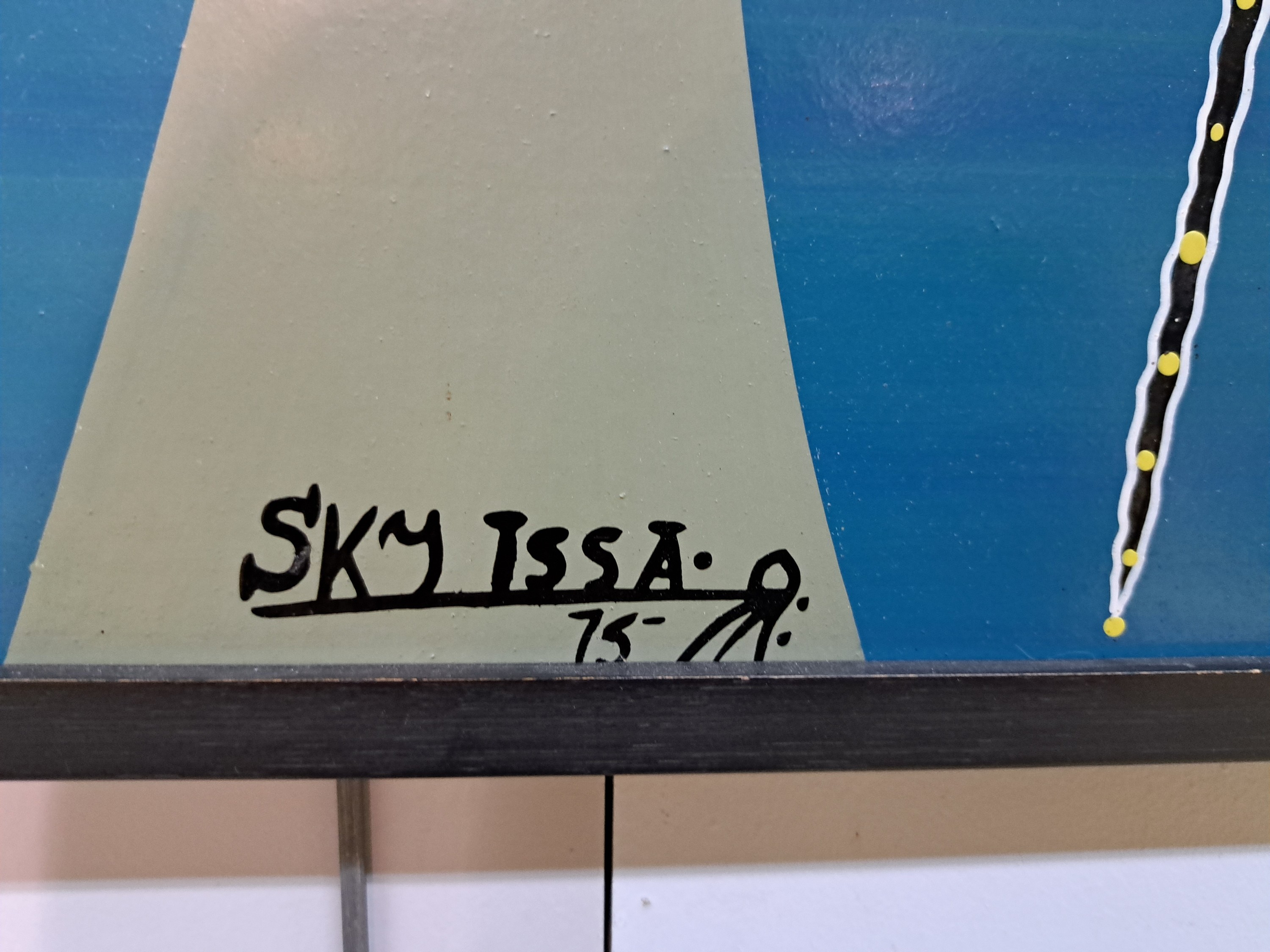 Detail a: Sky Issa, ?-1989 Tansania, Tingatingabild, Paar Paradiesvögel auf einem Baum sitzend, links unten signiert und datiert 1975, Lackfarbe auf Masonit, ...