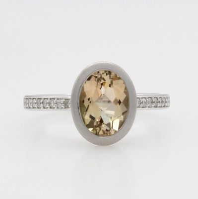 Image Ring mit Turmalin und Brillanten, WG 750/000, ovaler Turmalin ca. 1.67 ct in matt. ...