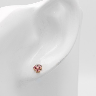 26930163a - Paar Ohrstecker mit Turmalinen, RoséG 585/ 000, 6 rosa Turmaline zus. ca. 0.22 ct ...