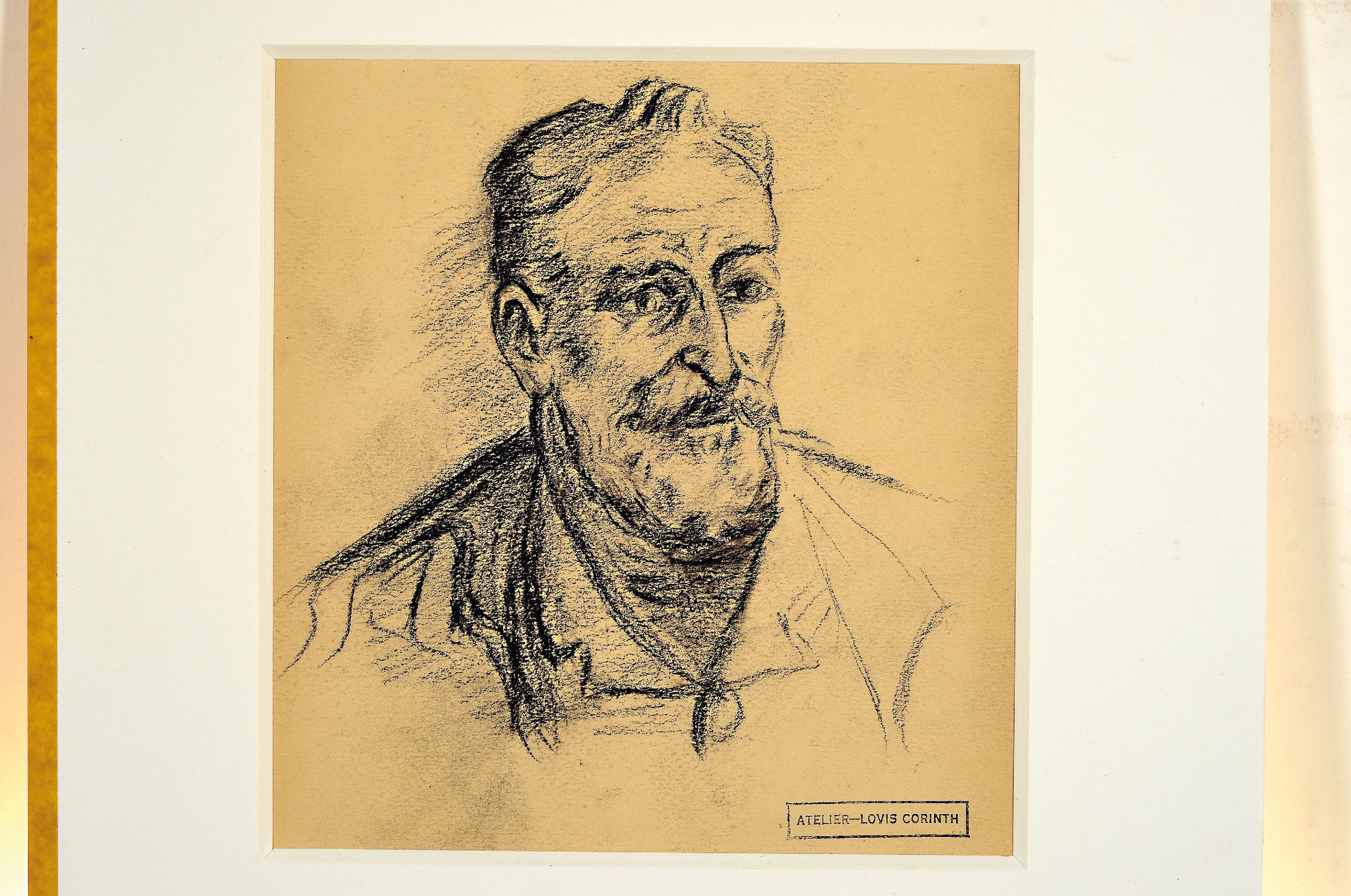 Detail k: Lovis Corinth, 1858-1925, Kopfstudie eines bärtigen Mannes, Kohlezeichnung auf Papier, verso in Bleistift, rechts unten Stempel: Atelier-Lovis ...