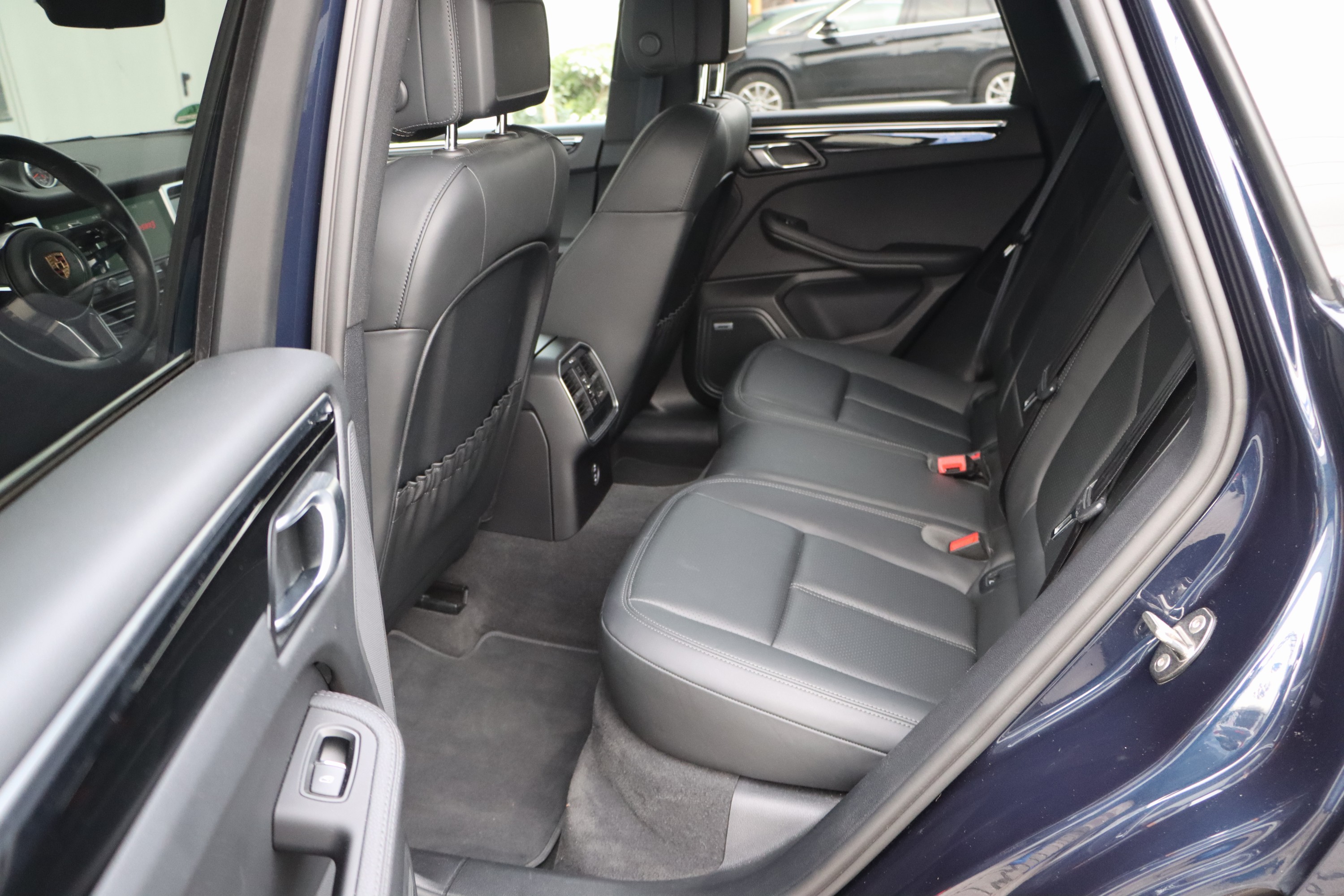 Detail m: Porsche Macan S, Fahrgestellnummer: WP1AB2A5XMLB31766, EZ 01/2021, 1. Hand, Laufleistung ca. 40.300 km, HU 02/2026, 260 kW/354 PS, 6-Zylinder, ...