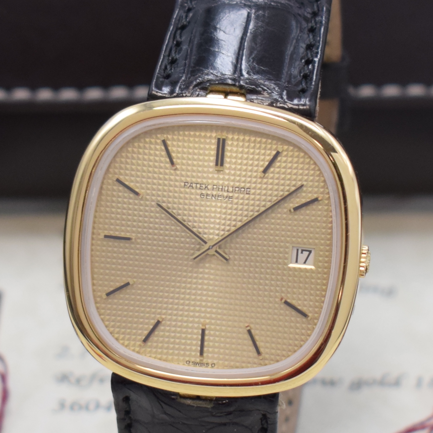 Detail a: PATEK PHILIPPE seltene Herrenarmbanduhr in GG 750/000 jumbo Ellipse D´Or "TV Screen" Referenz 3604, Automatik, Schweiz 1973, 2- teil. ...