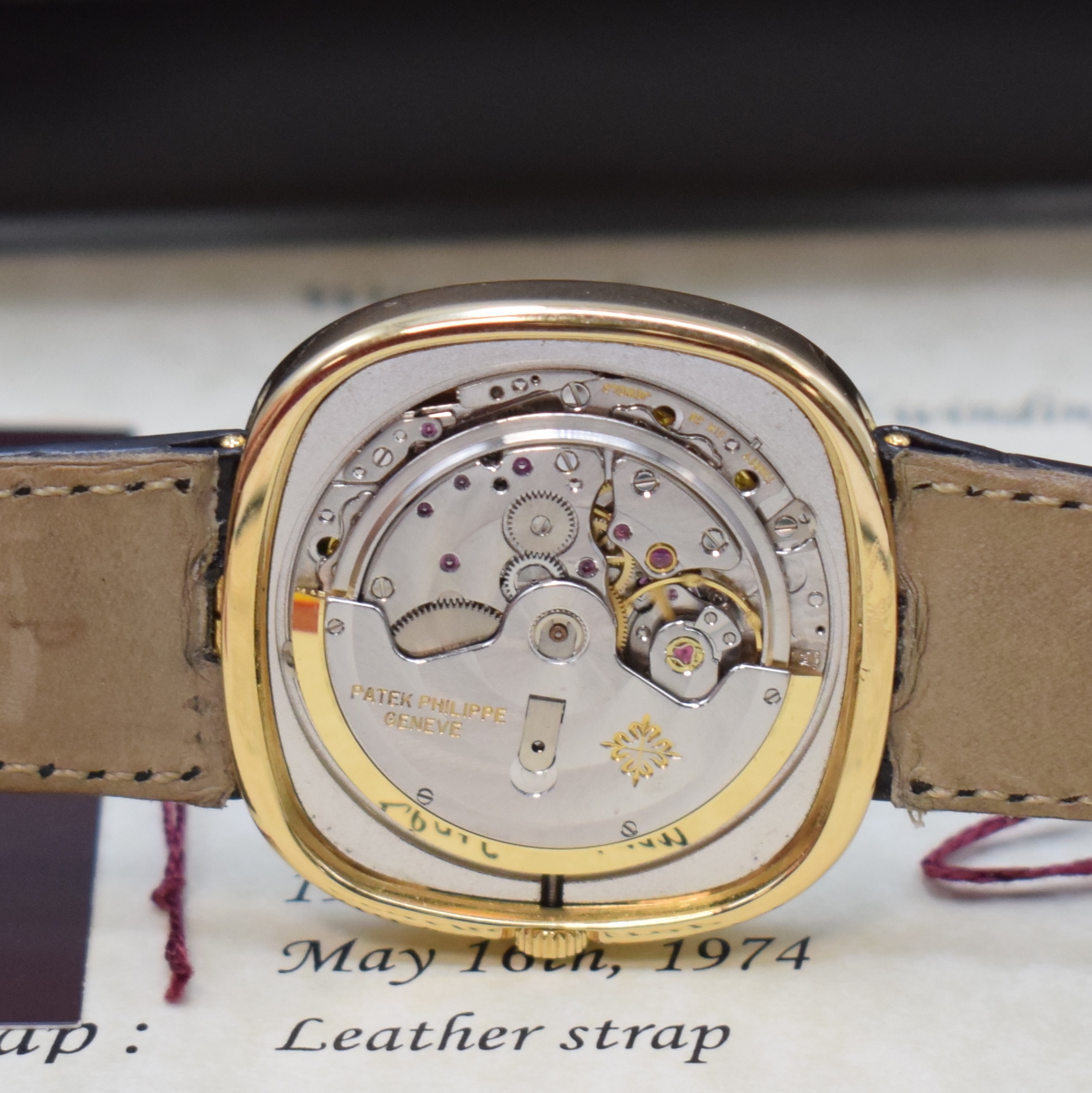 Detail f: PATEK PHILIPPE seltene Herrenarmbanduhr in GG 750/000 jumbo Ellipse D´Or "TV Screen" Referenz 3604, Automatik, Schweiz 1973, 2- teil. ...