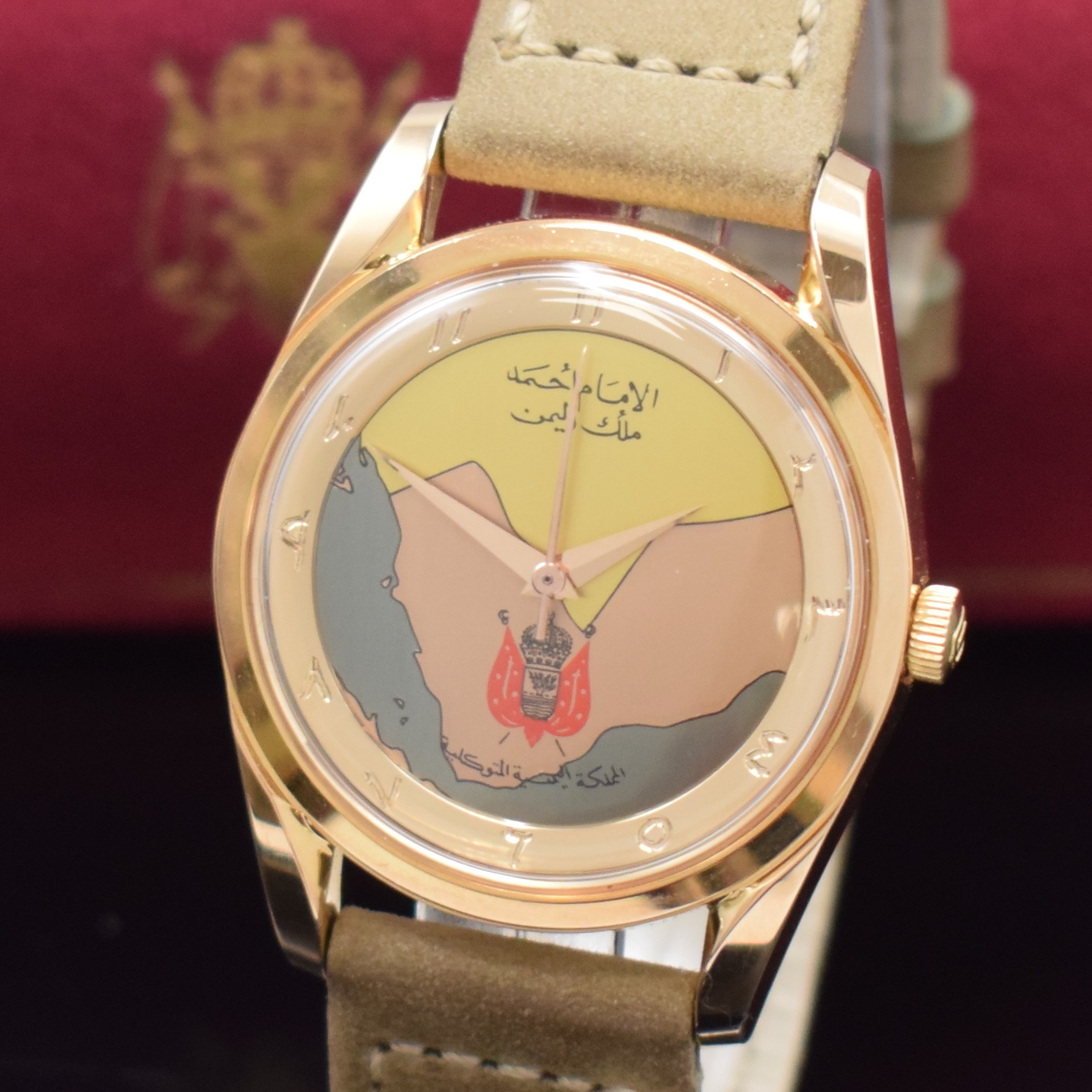 Detail a: UNIVERSAL GENEVE feine und sehr seltene Herrenarmbanduhr Polerouter De Luxe in RG 750/000 Referenz 10357 4, Automatik, Schweiz um 1957, aufw. ...