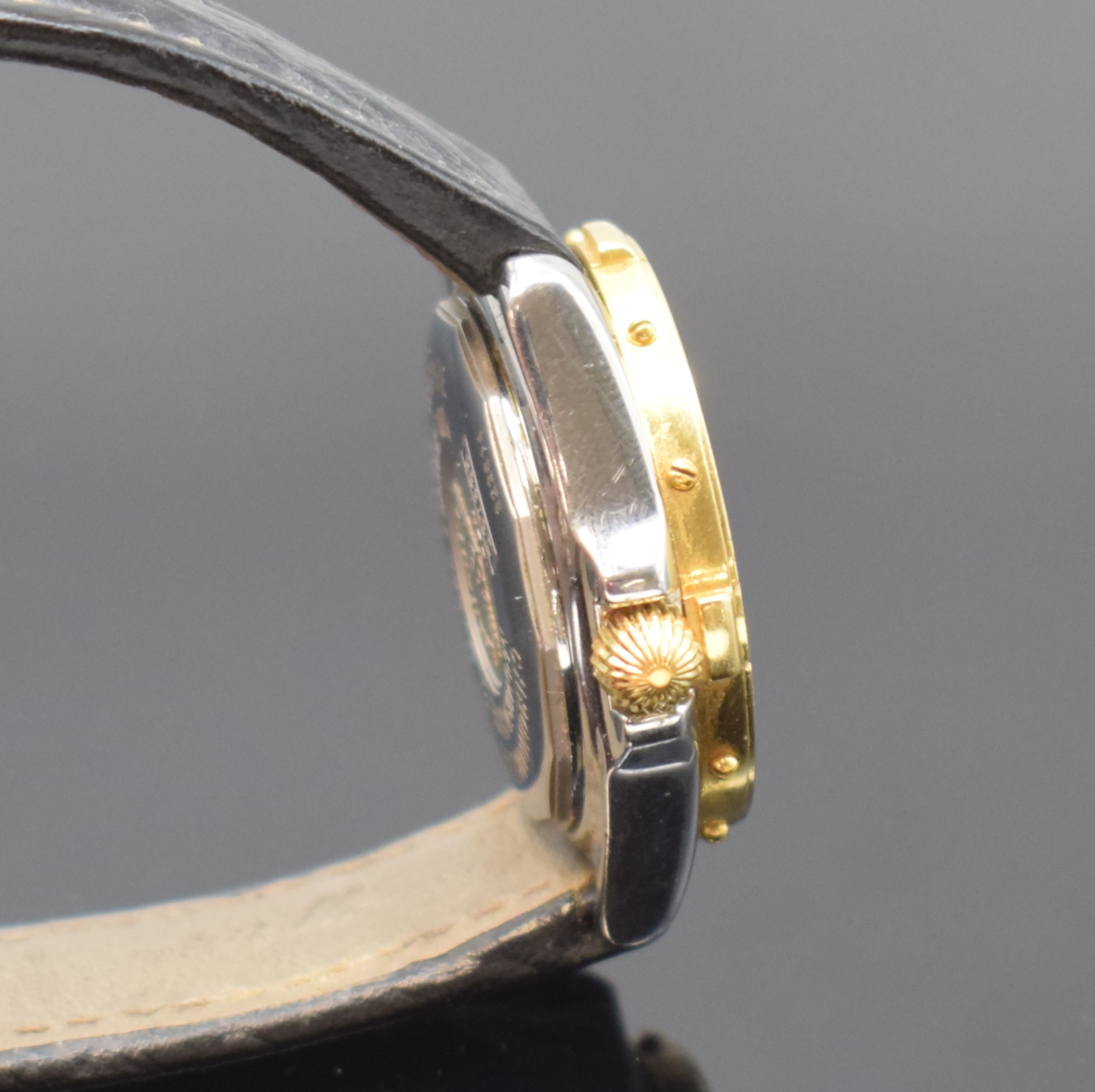 Detail c: BREITLING Damenarmbanduhr Serie Lady B-Class Chronometer Referenz D67365, Schweiz um 2000, quarz, orig. Lederband m. Faltschl., Boden verschr., ...