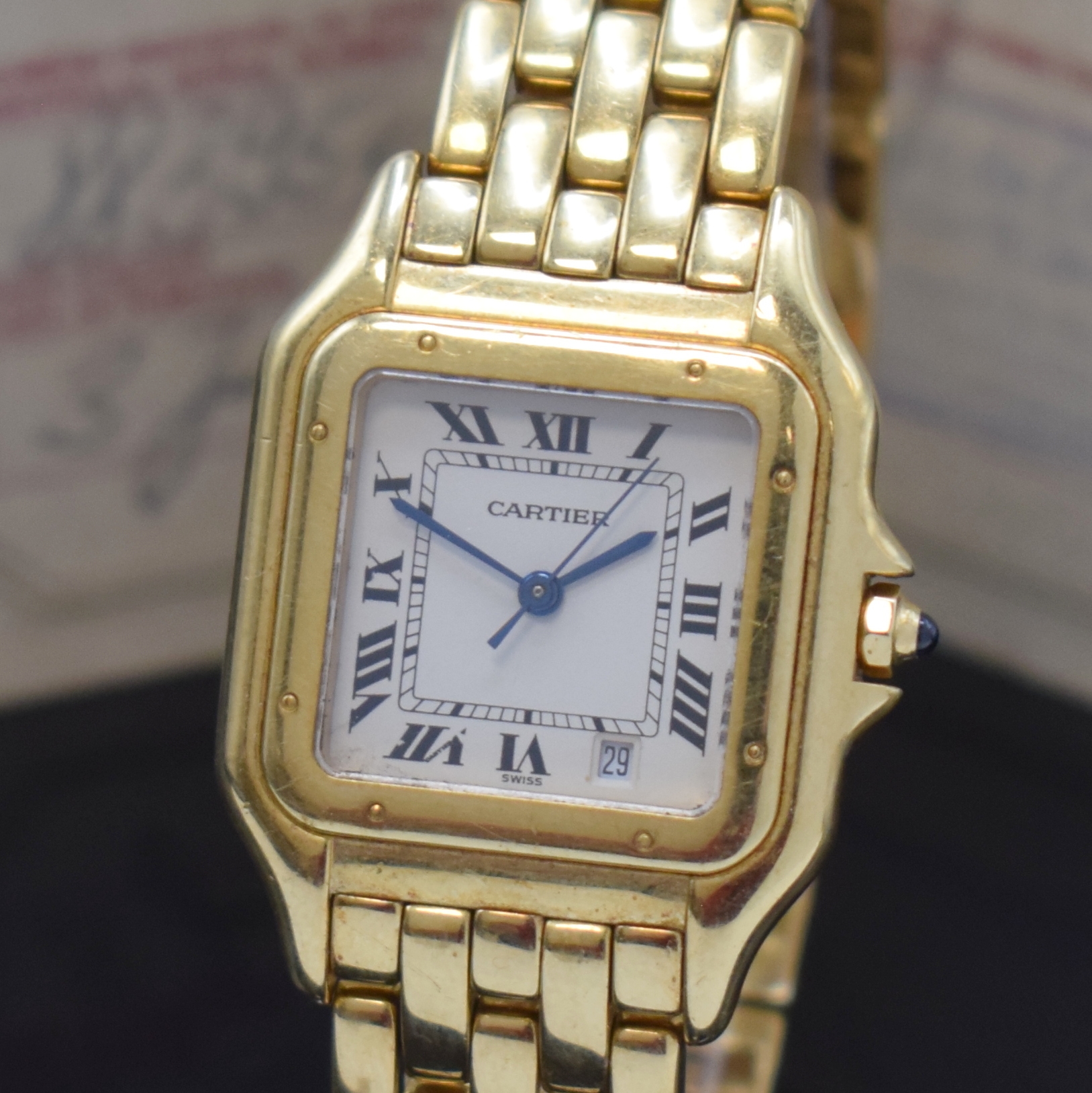 Detail a: CARTIER Panthere Damenarmbanduhr in GG 750/000, Schweiz verk. lt. beil. Garantie 06/1993, quarz, Boden 8-fach verschr., orig. Goldband m. dopp. ...