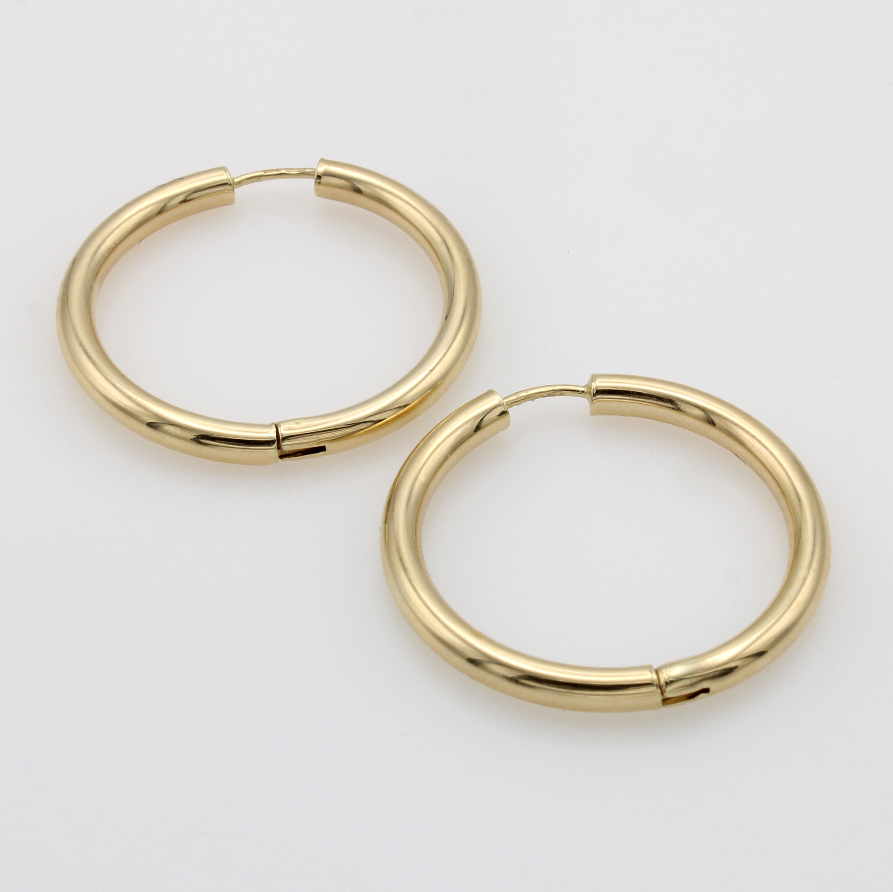 Image 26931260 - Paar Creolen, GG 585/000, B. ca. 3 mm, D. ca. 3 cm