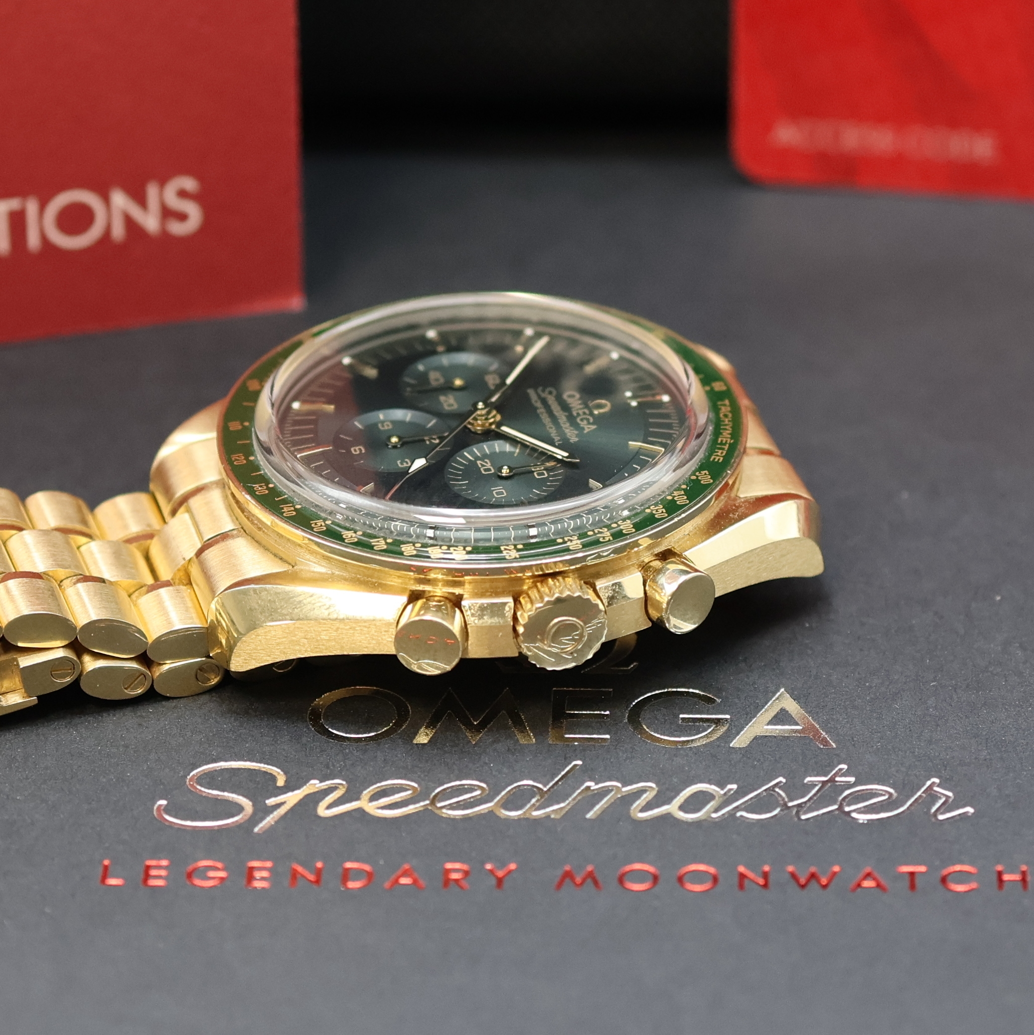 Detail d: OMEGA seltener Armbandchronograph Speedmaster Professional "First Watch Worn On The Moon" Referenz 310.60.42.50.10.001, Handaufzug, ...