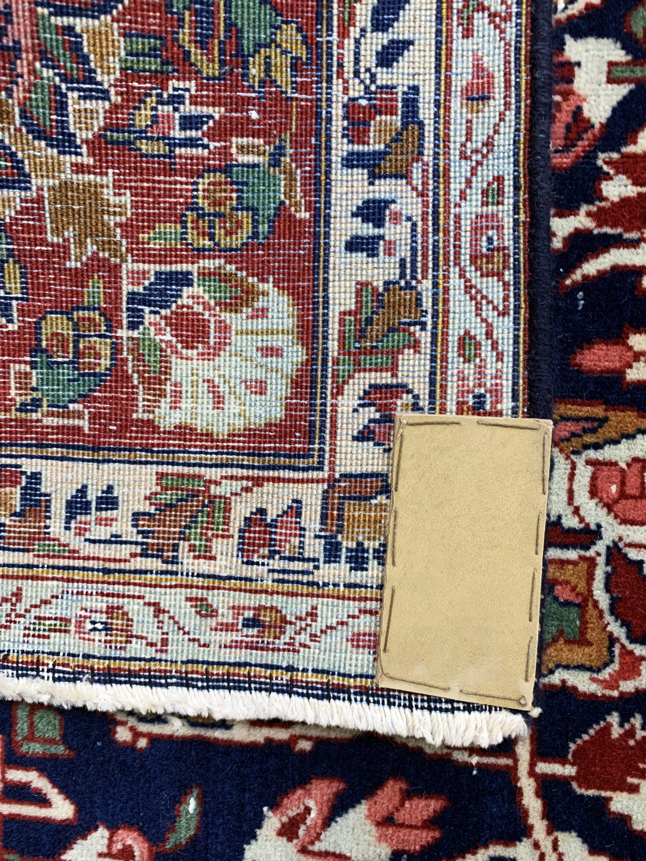 Detail g: Keschan Kork fein, Persien, Anfang 20.Jhd, Korkwolle auf Baumwolle, ca. 206 x 135 cm, Mottenfraß, EHZ: 2(gereinigt)
