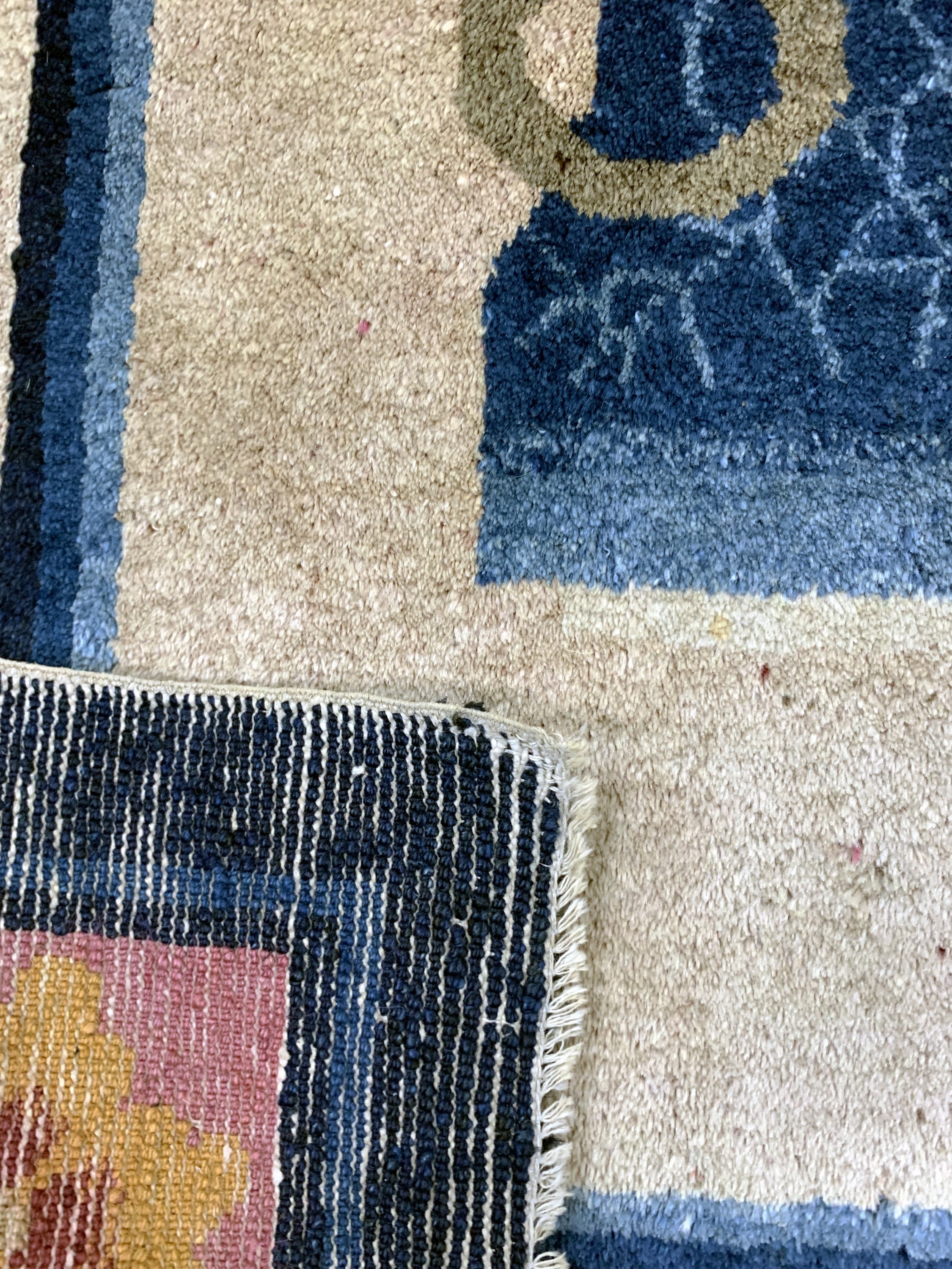 Detail e: Pao Tow antik, China, um 1900, Wolle auf Baumwolle, ca. 155 x 235 cm, EHZ: 2-3