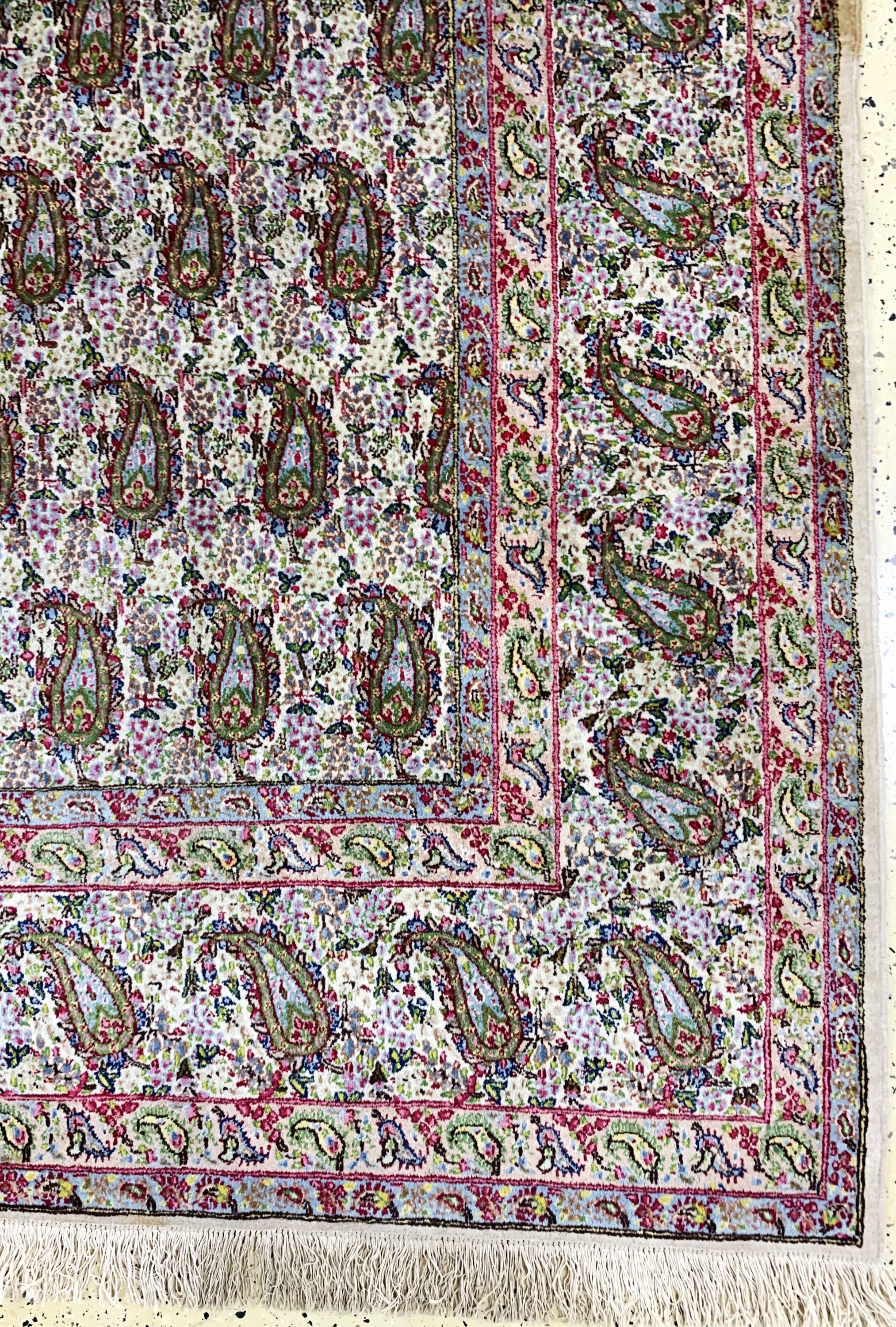 Detail a: Ghom alt, Persien, Anfang 20.Jhd, Wolle aufBaumwolle, ca. 385 x 275 cm, Reinigungsbedürftig, EHZ: 2