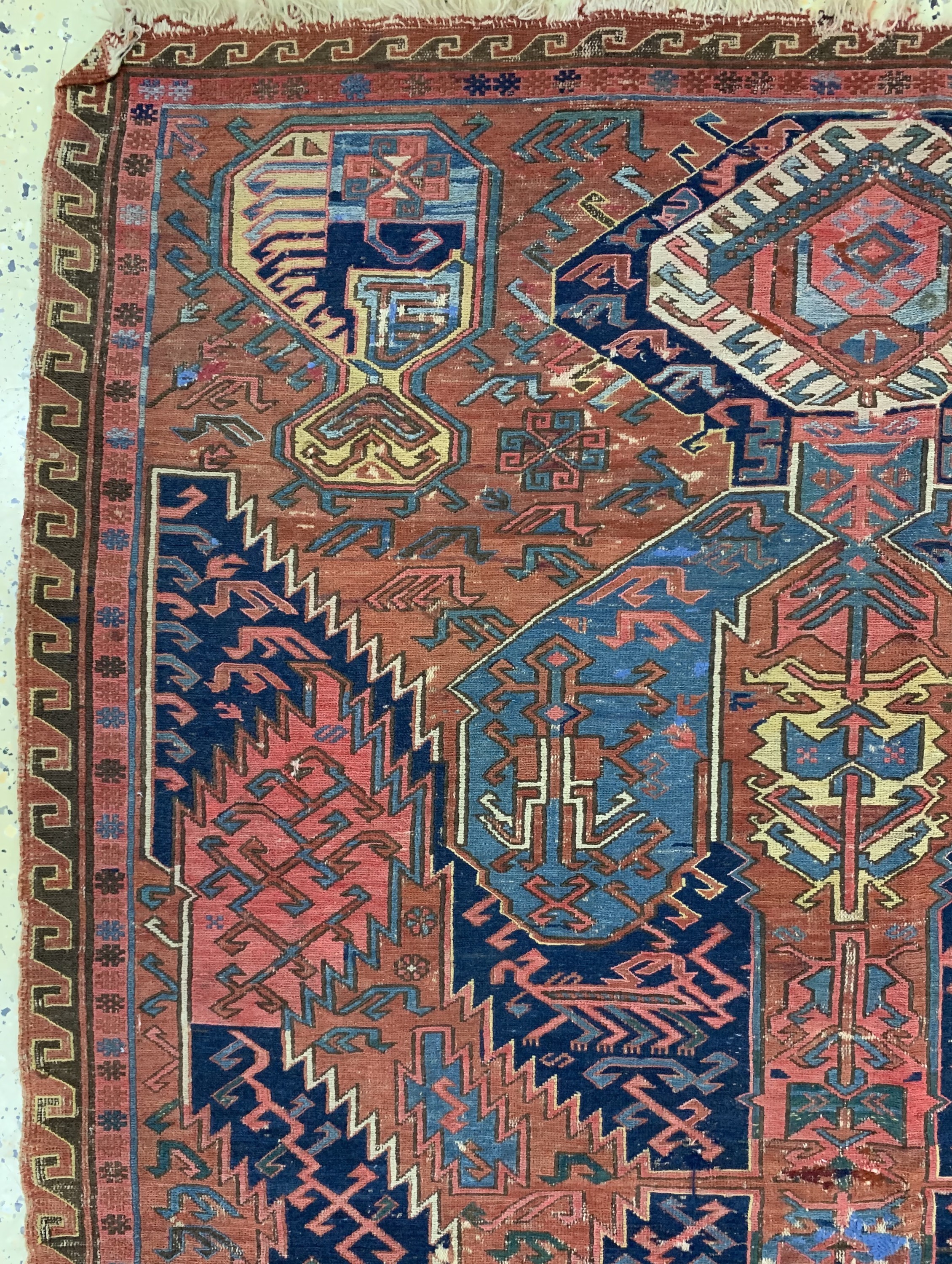 Detail c: "Drachen"Sumakh antik, Kaukasus, 19.Jhd, Wolle auf Wolle, ca. 190 x 140 cm, EHZ: 4, (Restaurierungen & Risse)