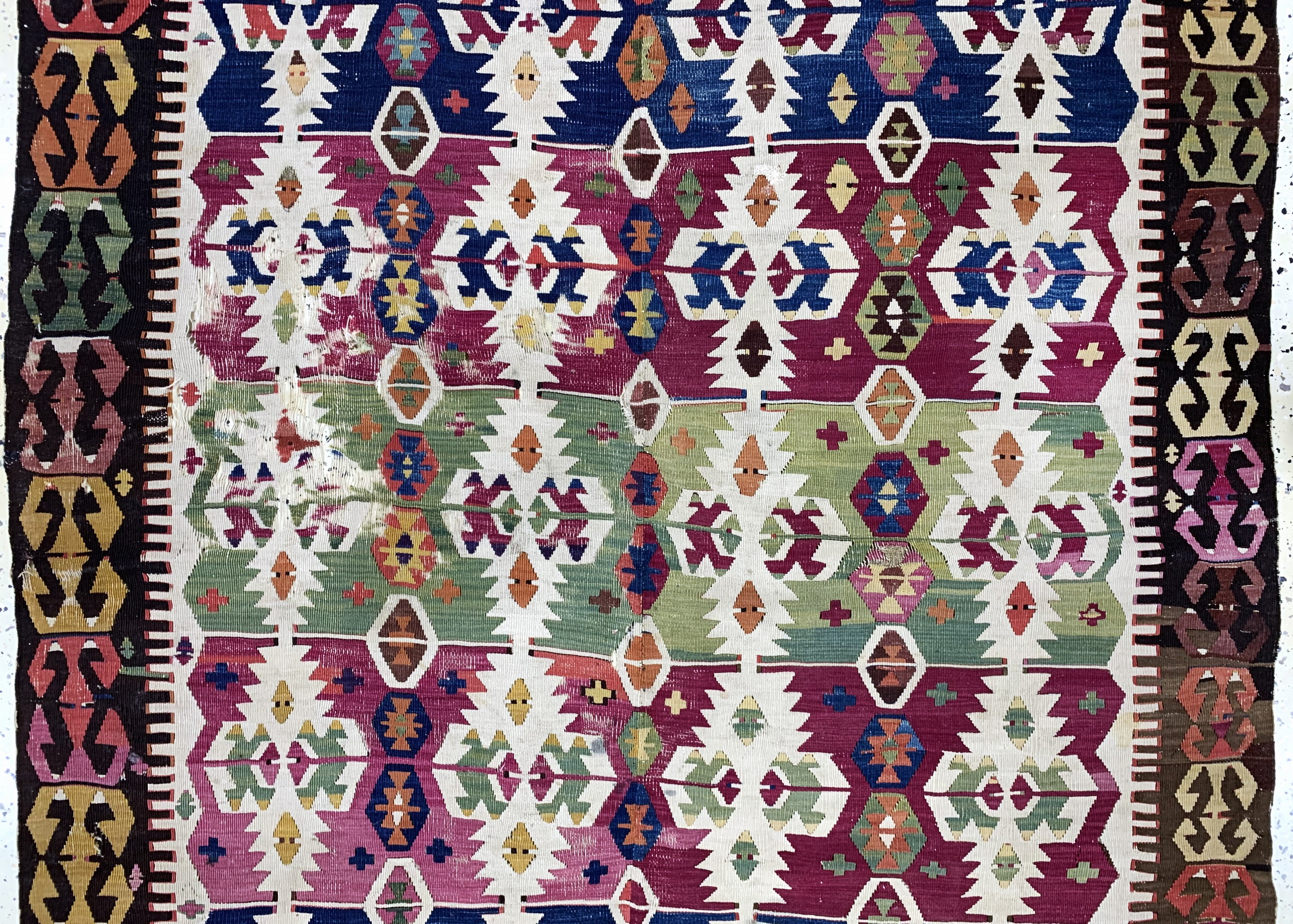 Detail b: Aydin Kelim antik, Türkei, 19.Jhd, Wolle auf Wolle, ca. 322 x 161 cm, verkürzt, EHZ: 4