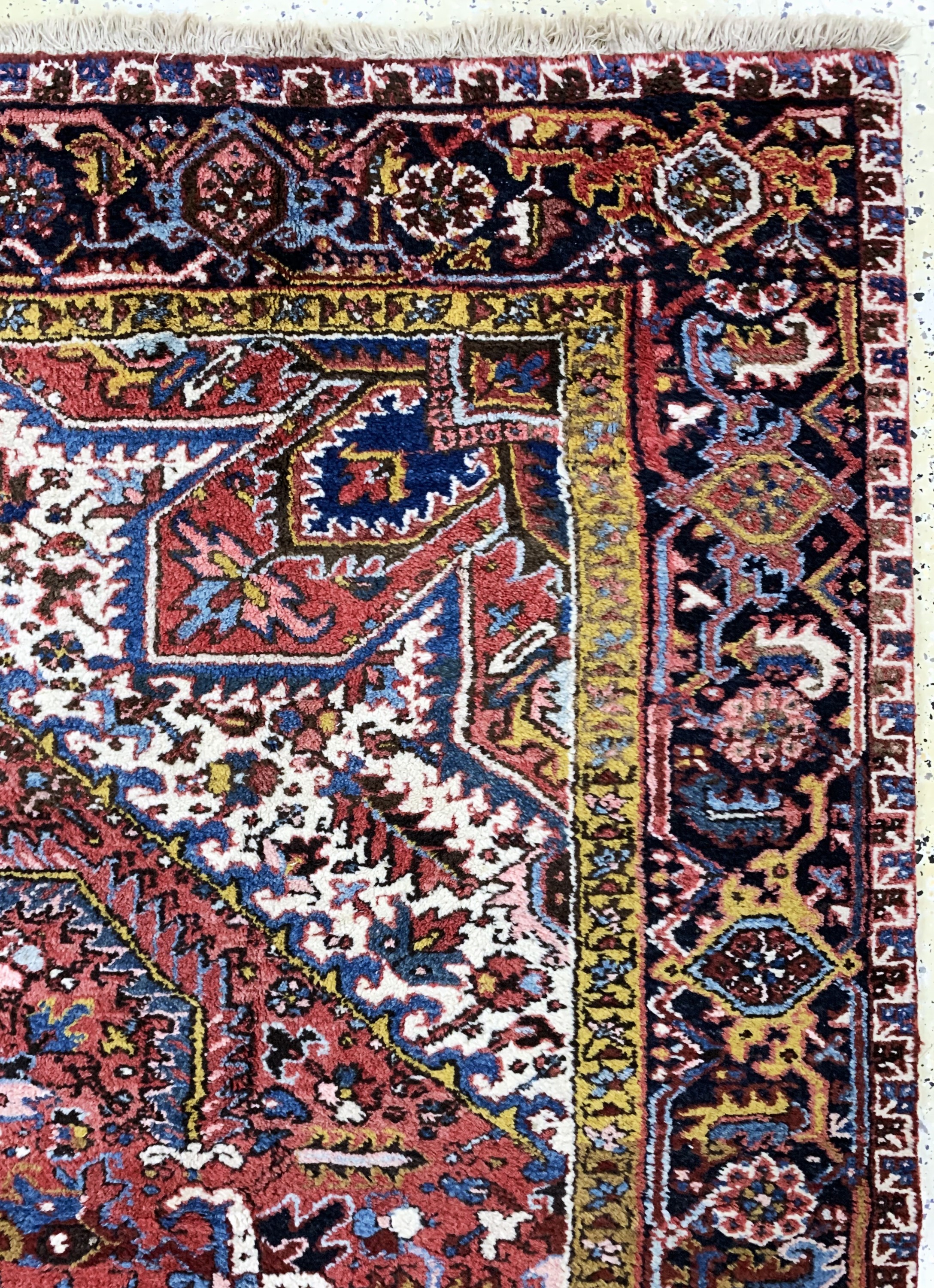Detail e: Heriz alt, Persien, Mitte 20.Jhd, Wolle aufBaumwolle, ca. 312 x 222 cm, EHZ: 2
