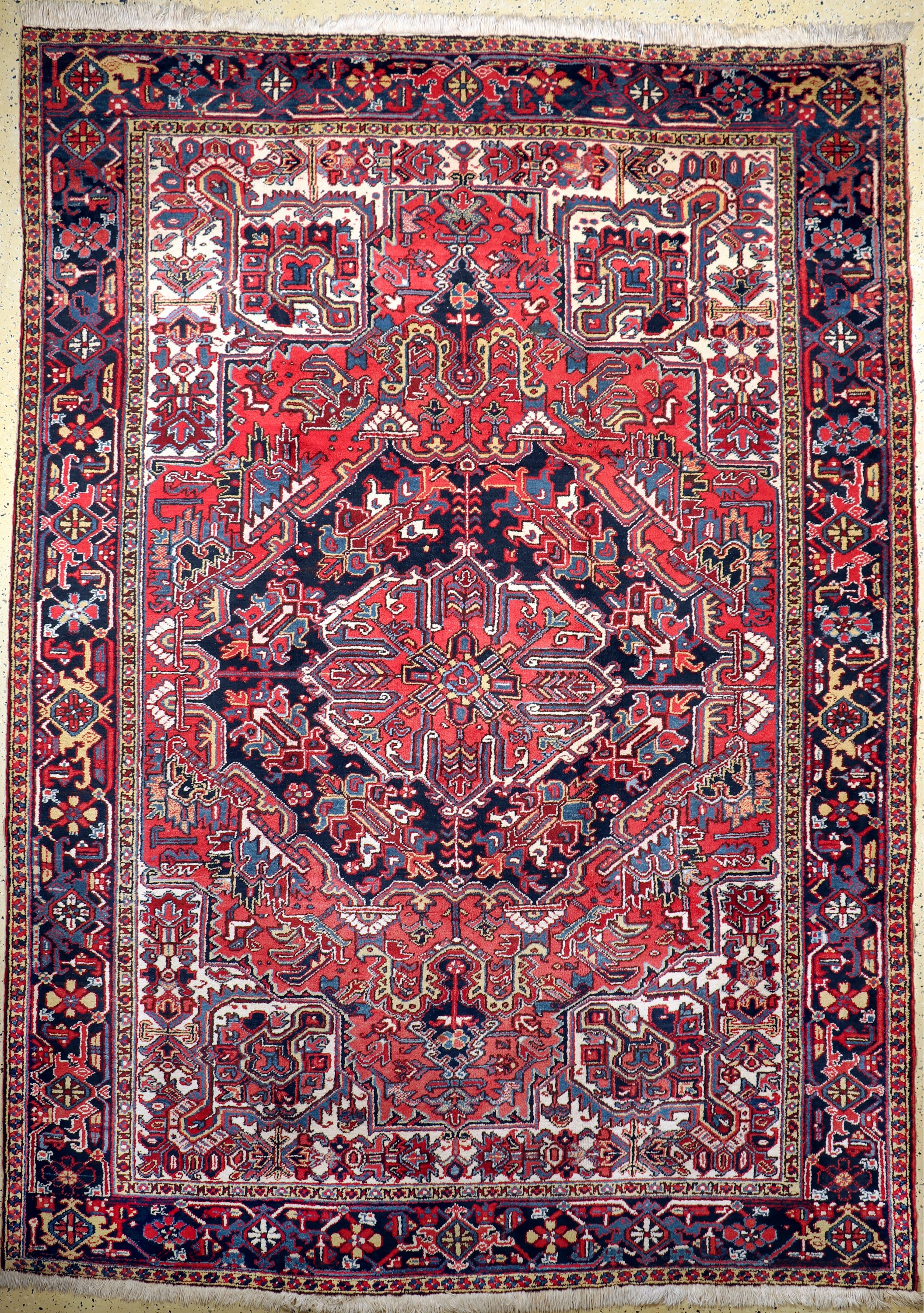 Heriz alt, Persien, Mitte 20.Jhd, Wolle aufBaumwolle, ca. 352 x 254 cm, EHZ: 2