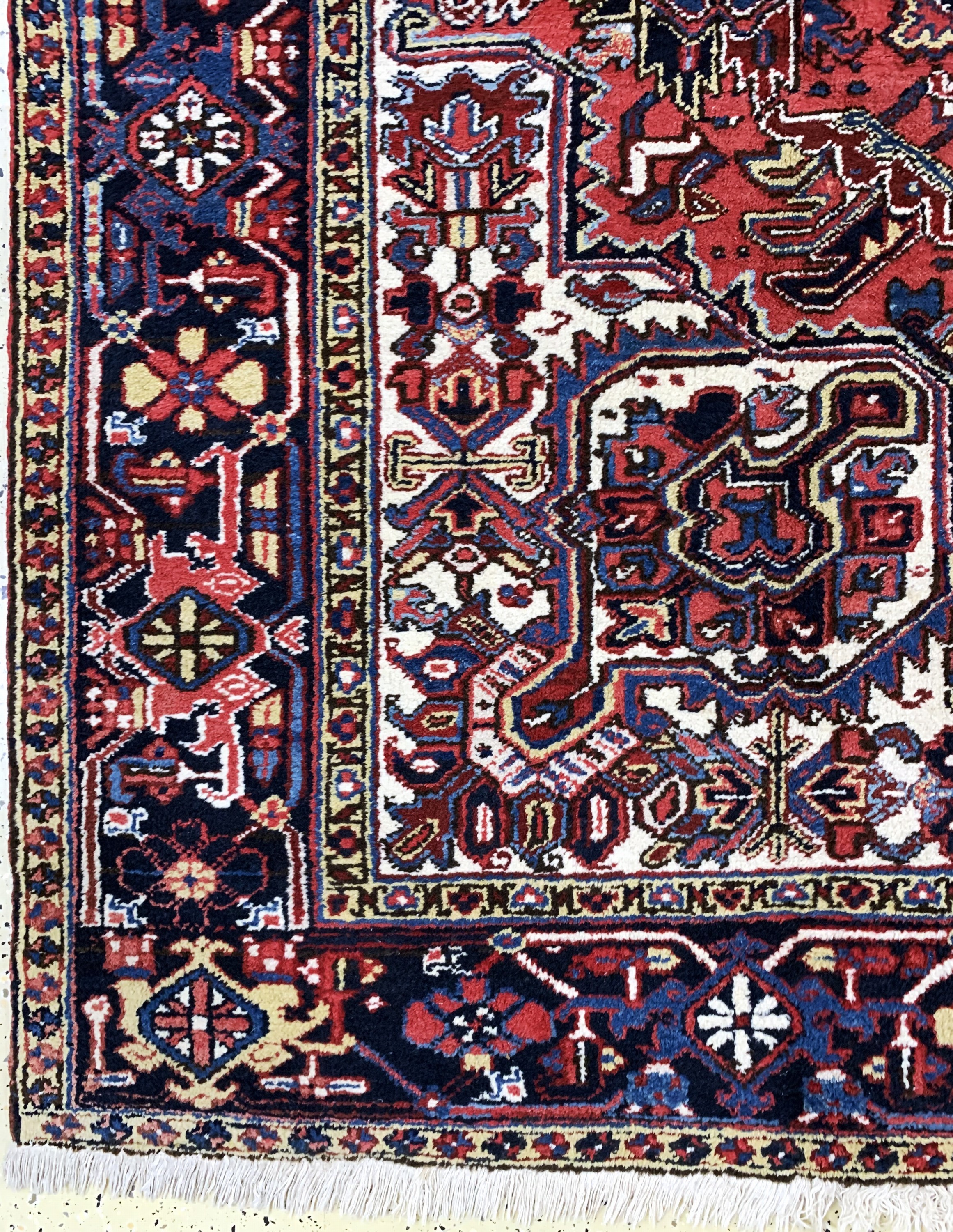 Detail b: Heriz alt, Persien, Mitte 20.Jhd, Wolle aufBaumwolle, ca. 352 x 254 cm, EHZ: 2