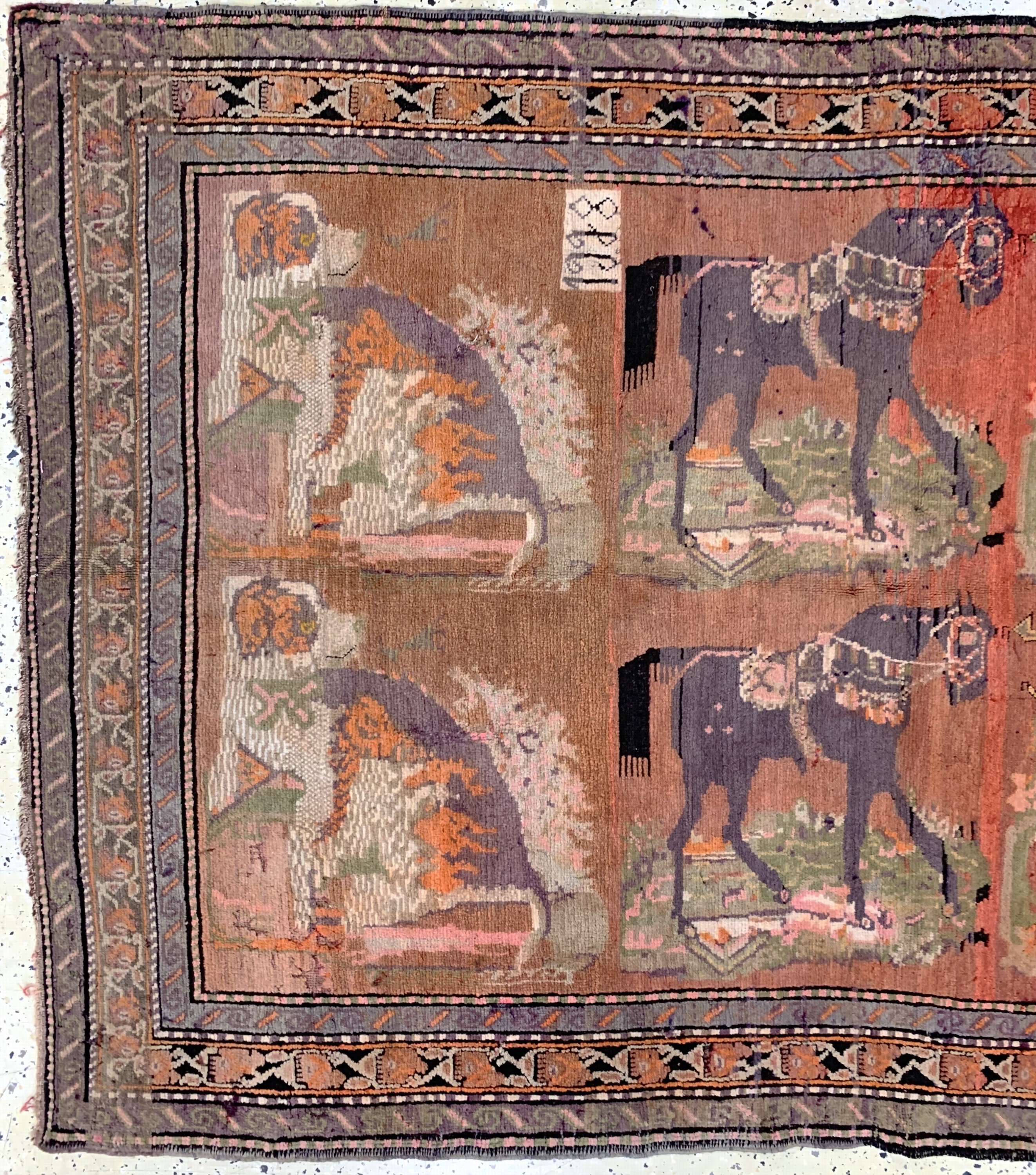 Detail a: Karabagh alt, Kaukasus, datiert 1928 -, Wolle auf Wolle, ca. 340 x 140 cm, Mottenfraß,EHZ: 3