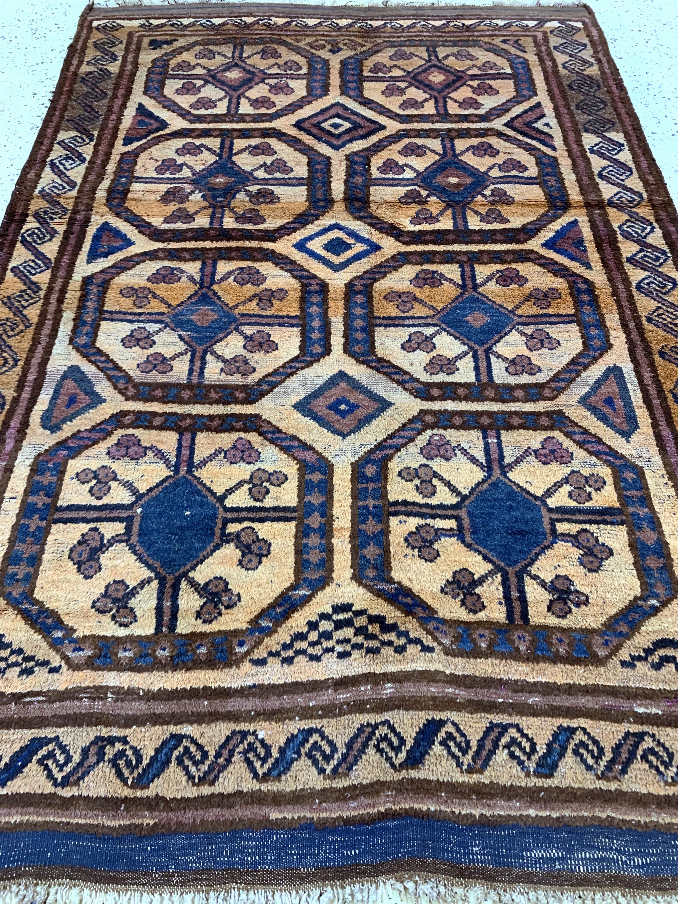 Detail d: Luri antik, Persien, um 1900, Wolle auf Wolle, ca. 205 x 140 cm, EHZ: 3