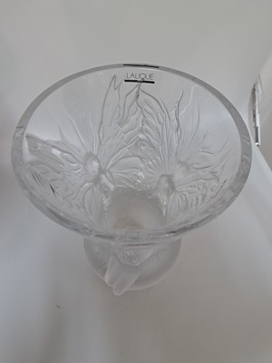 26932973b - Große Fairy-Vase, Lalique, 2. Hälfte 20. Jh., Kristallglas, z.T. mattiert, ...