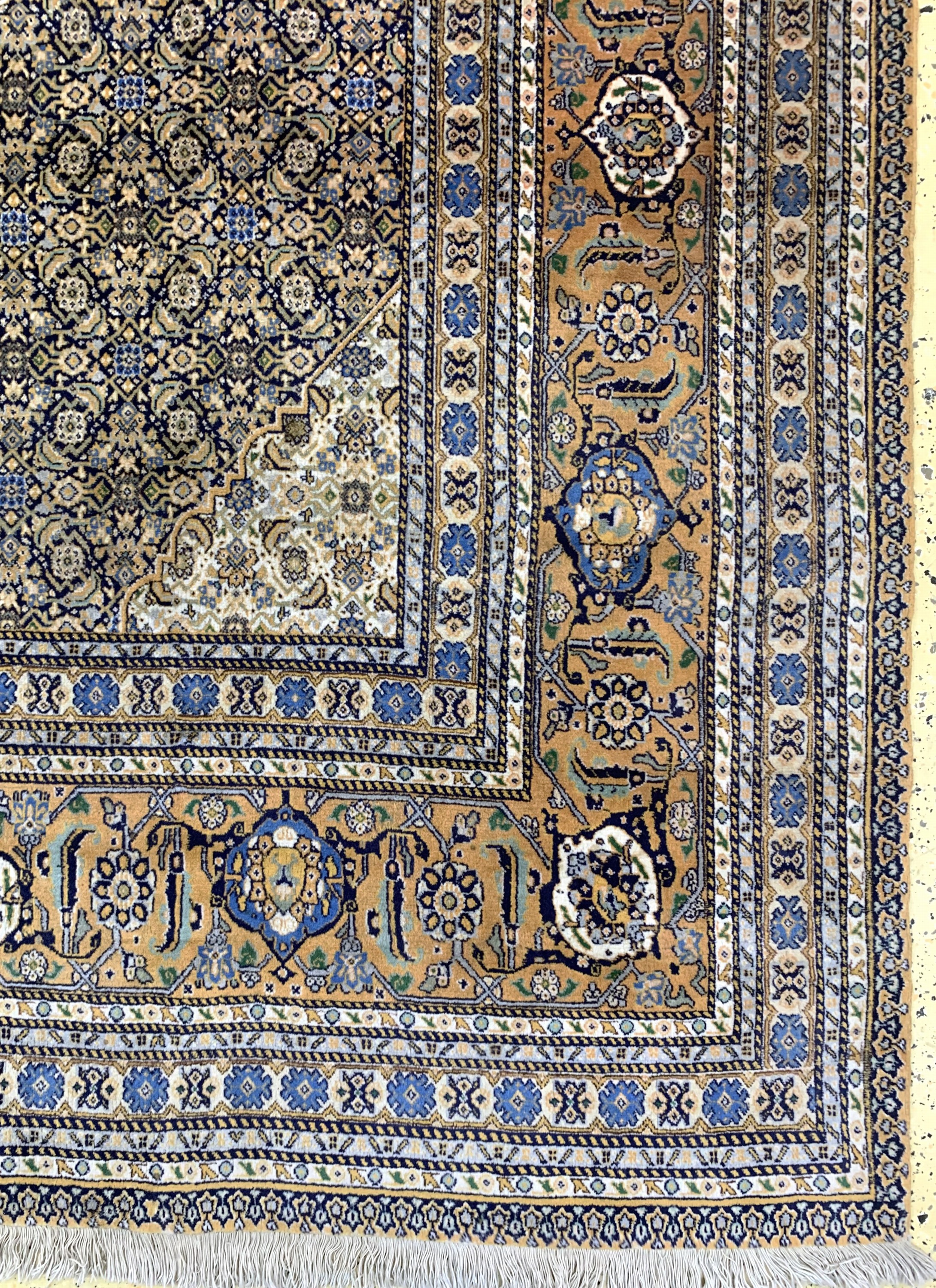 Detail a: Täbriz Mashaiekhi , Persien, , Wolle auf Baumwolle, ca. 403 x 324 cm, verblasst, EHZ: 2