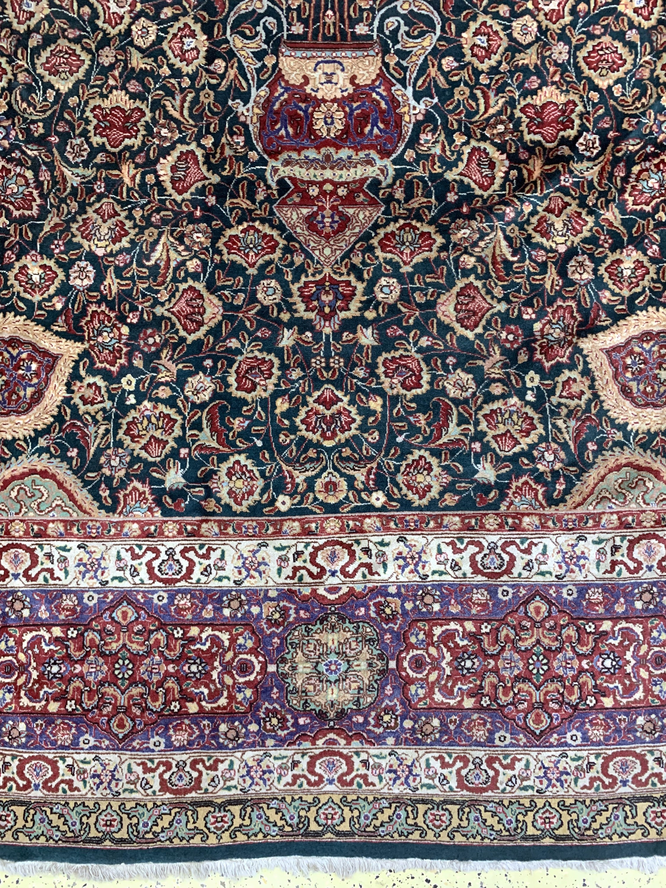 Detail b: Täbriz"Sheikh-Safi"Muster, Persien, Anfang 20.Jhd, Wolle auf Baumwolle, ca. 497 x 338 cm,EHZ: 2