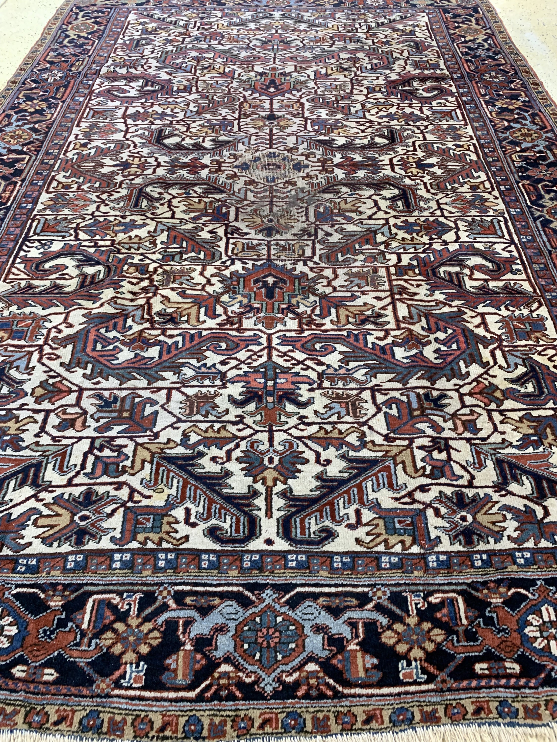 Detail f: Heriz alt, Persien, Anfang 20.Jhd, Wolle auf Baumwolle, ca. 335 x 225 cm, EHZ: 3