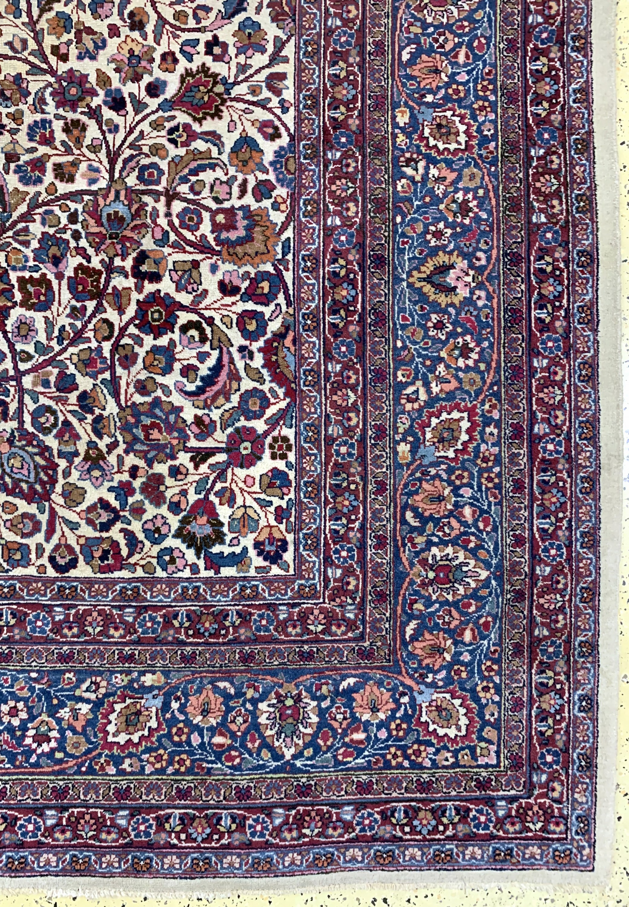 Detail a: Mesched alt Persien, signiert"Amoghli", Mitte 20.Jhd, Wolle auf Baumwolle, ca. 411 x 314 cm, EHZ: 3