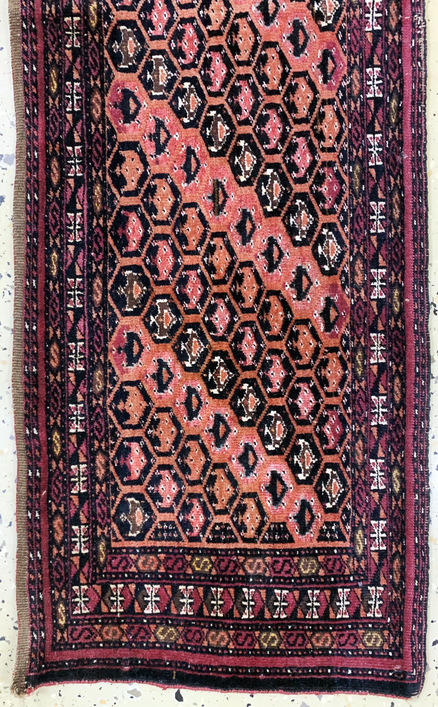 Detail c: "Saryk"Torba antik, Turkmenistan, 19.Jhd, Wolle mit Seide auf Wolle, ca. 130 x 40 cm, EHZ: 2-3