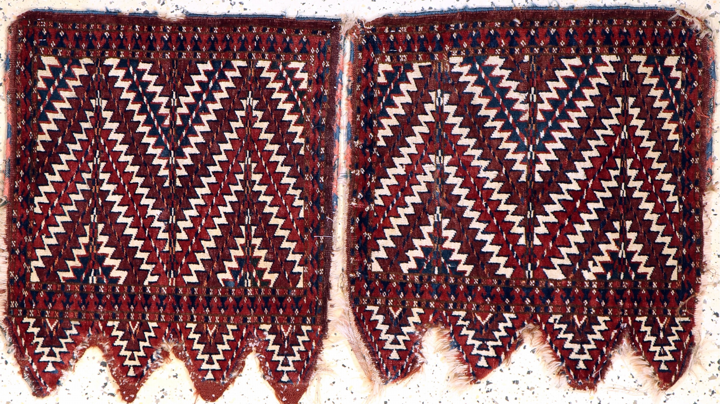 2 lots Jomud"Ok-Bash"antik, Turkmenistan, 19.Jhd, Wolle auf Wolle, ca. 60 x 50 cm, EHZ: 2-3