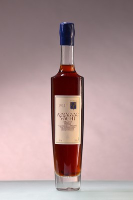 Image 26933156 - 1 Flasche 1931 Armagnac Vaghi, ca. 350ml, 40%Vol., in orig. Holzkiste