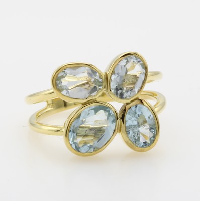 Image Ring mit Aquamarinen, GG 585/000, 4 oval facett. Aquamarine zus. ca. 2.9 ct, geteilte ...